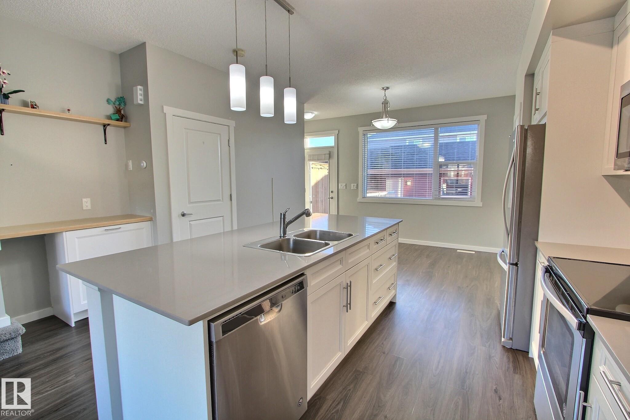 Photo 6 at 2271 Glenridding Boulevard SW, Glenridding Heights, Edmonton