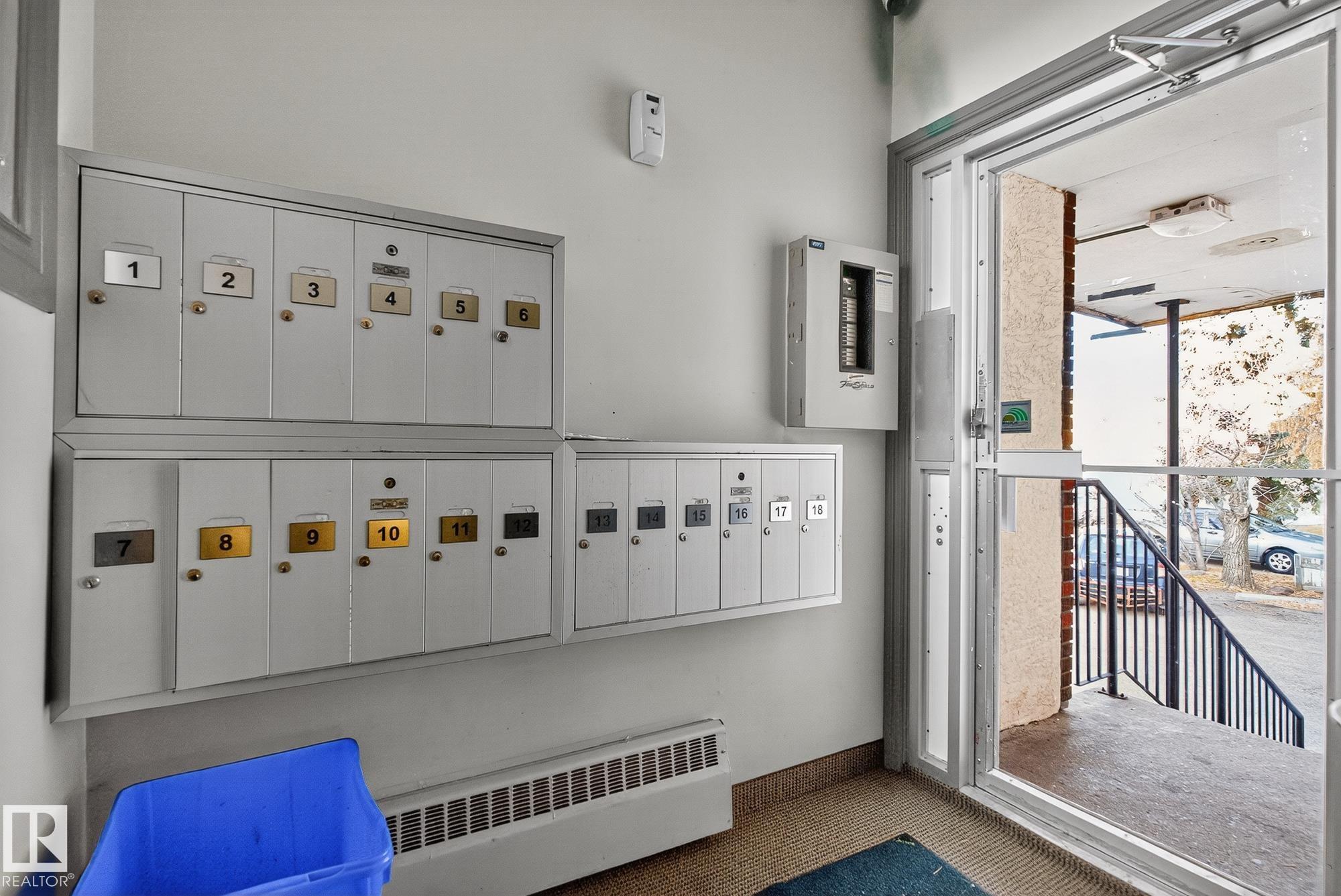 Photo 16 at 6 - 10035 155 Street NW, West Jasper Place, Edmonton