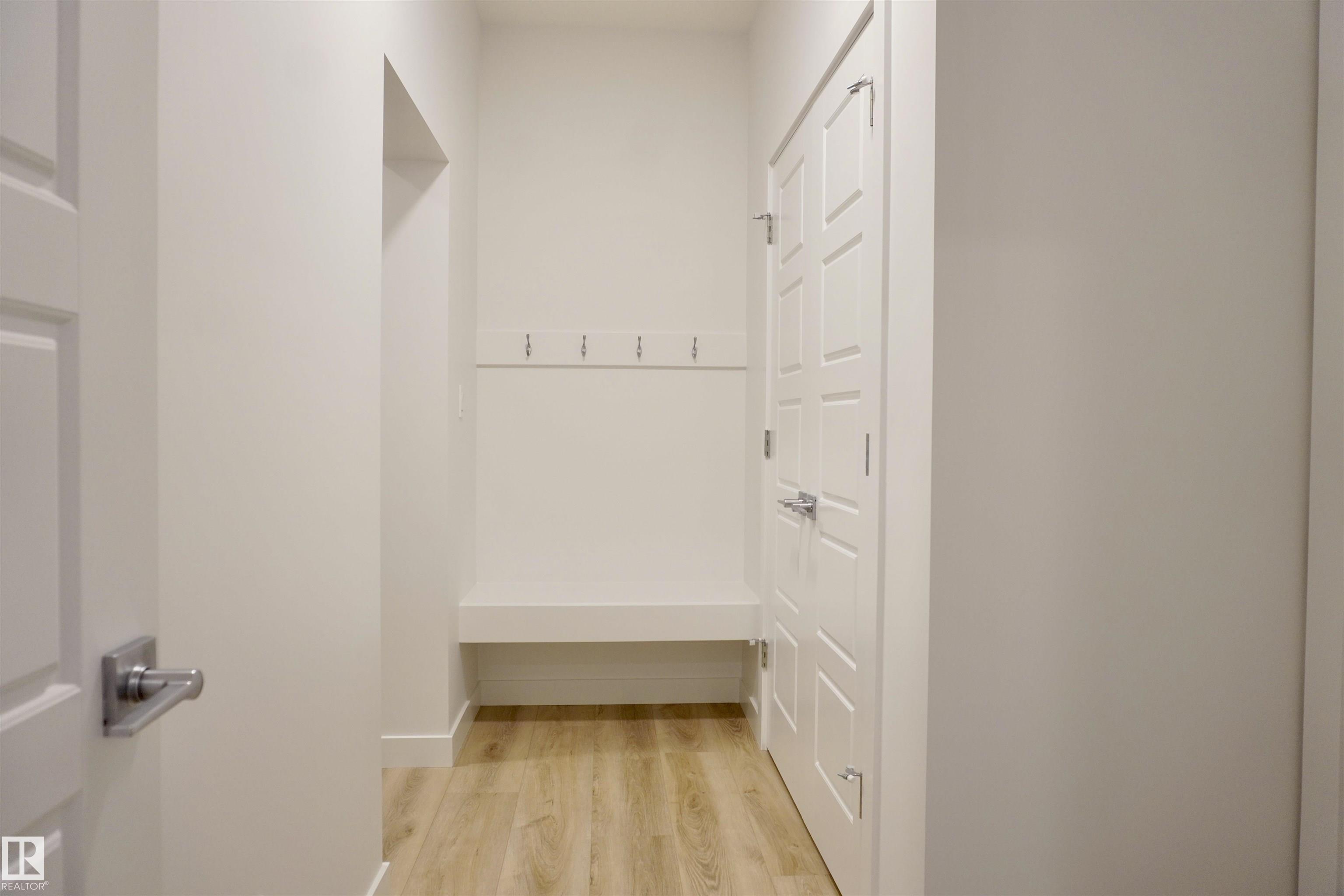 Photo 12 at 637 Kinglet Boulevard NW, Kinglet Gardens, Edmonton