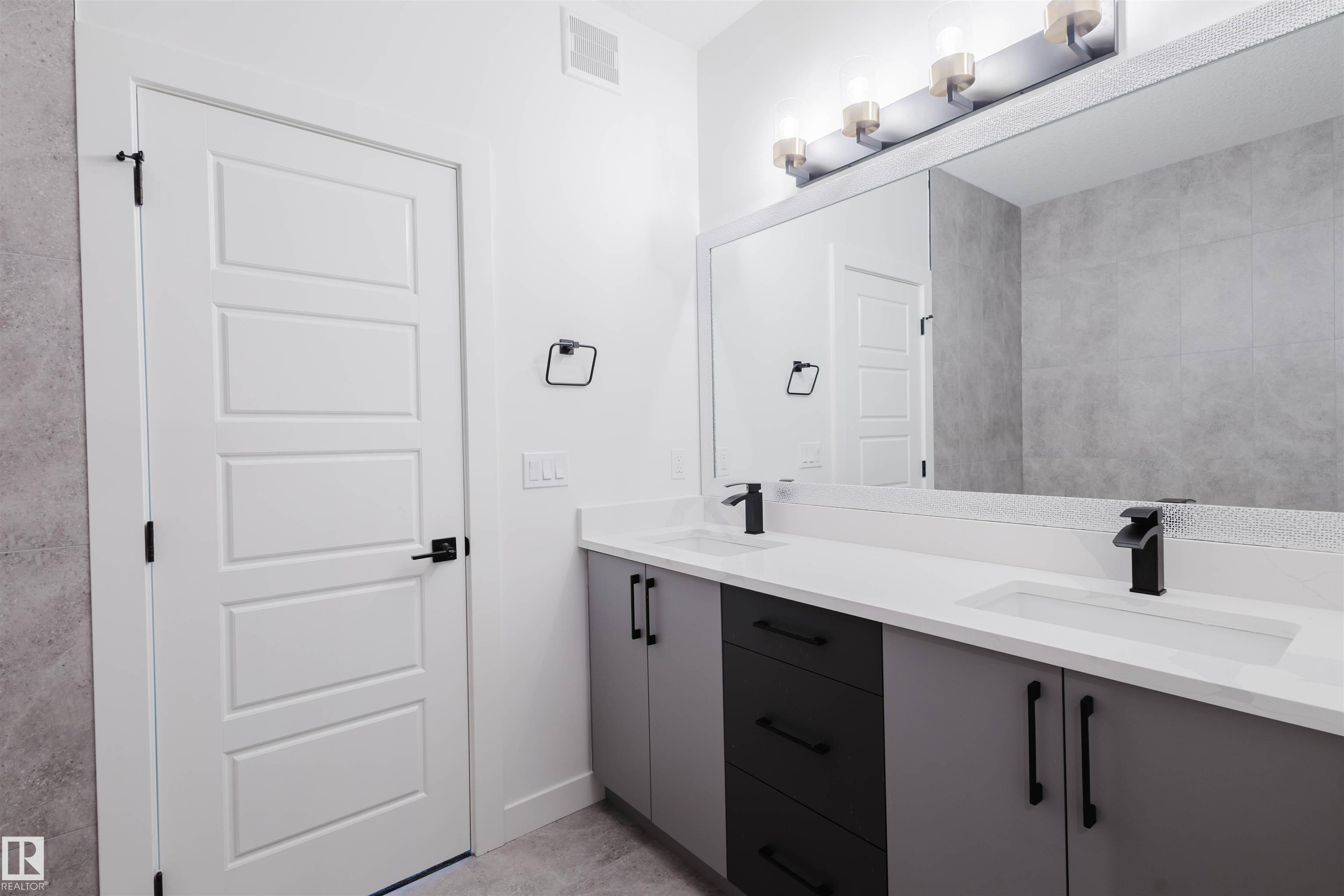 Photo 36 at 1566 Siskin Link NW, Kinglet Gardens, Edmonton