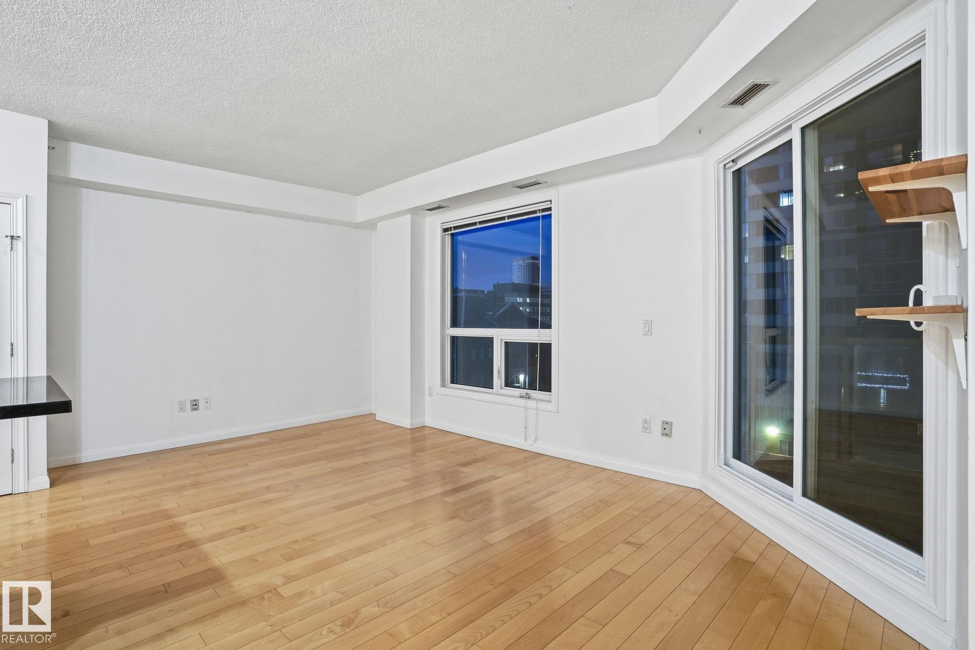 Photo 7 at 1101 - 9819 104 Street NW, Downtown, Edmonton