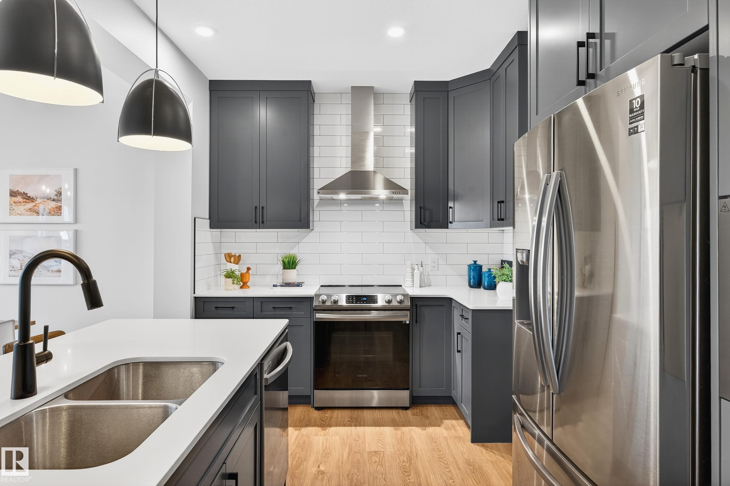 Photo 7 at 16612 30 Avenue SW, Glenridding Ravine, Edmonton