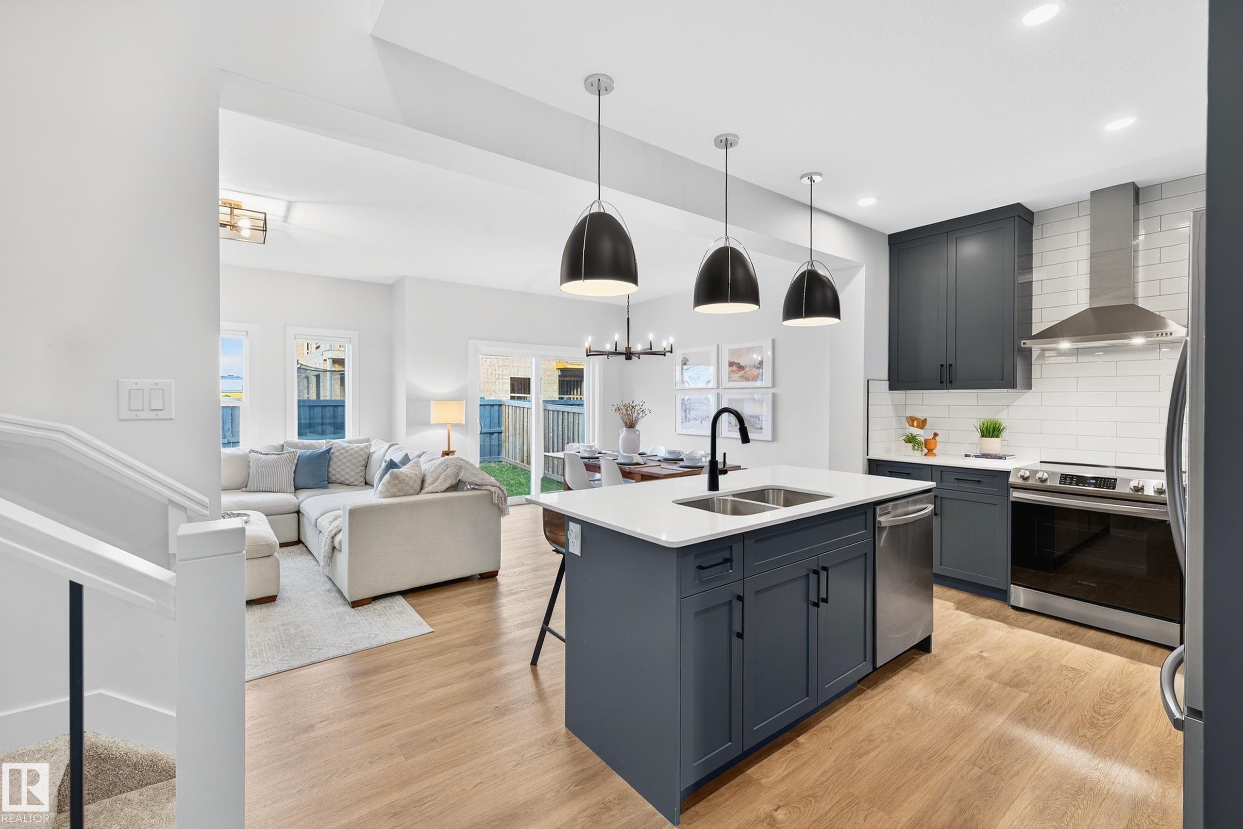 Photo 10 at 16612 30 Avenue SW, Glenridding Ravine, Edmonton