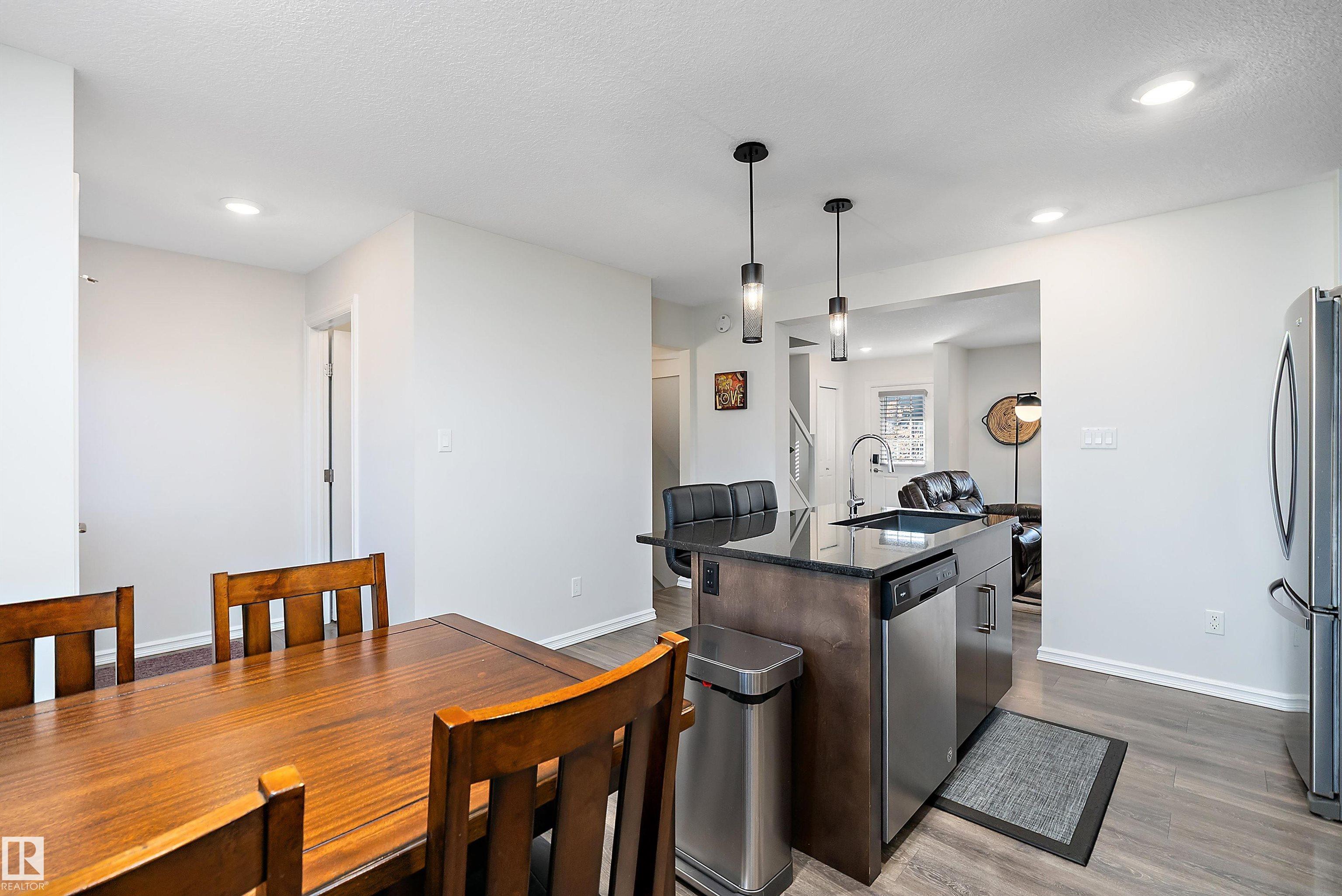 Photo 13 at 22124 87 Avenue NW, Rosenthal, Edmonton