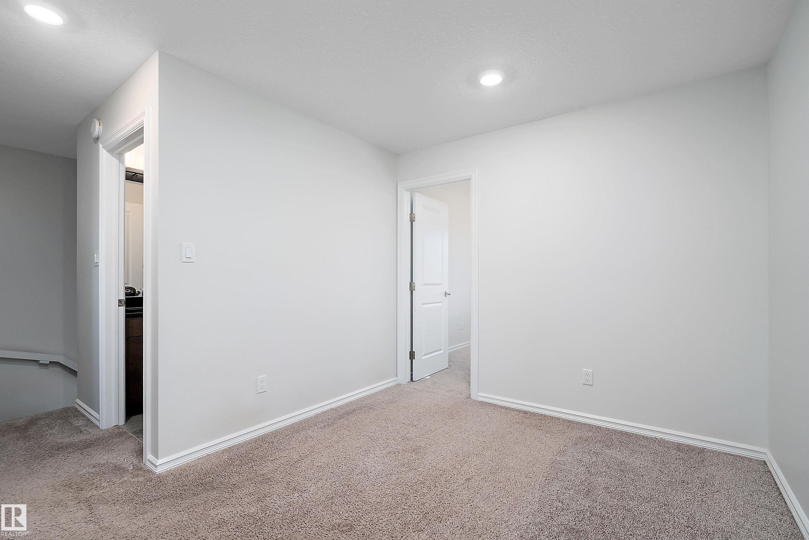 Photo 18 at 22124 87 Avenue NW, Rosenthal, Edmonton