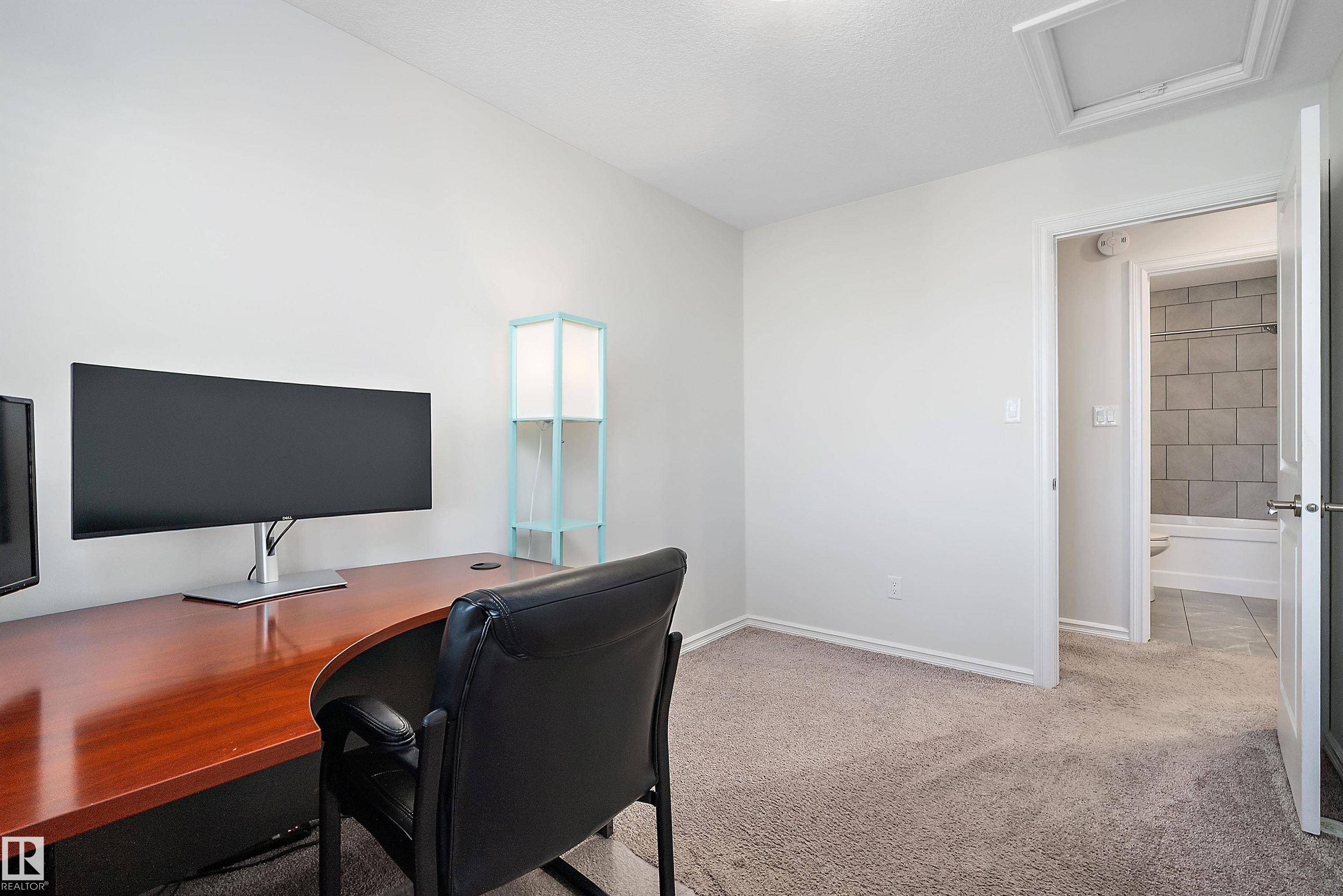 Photo 22 at 22124 87 Avenue NW, Rosenthal, Edmonton