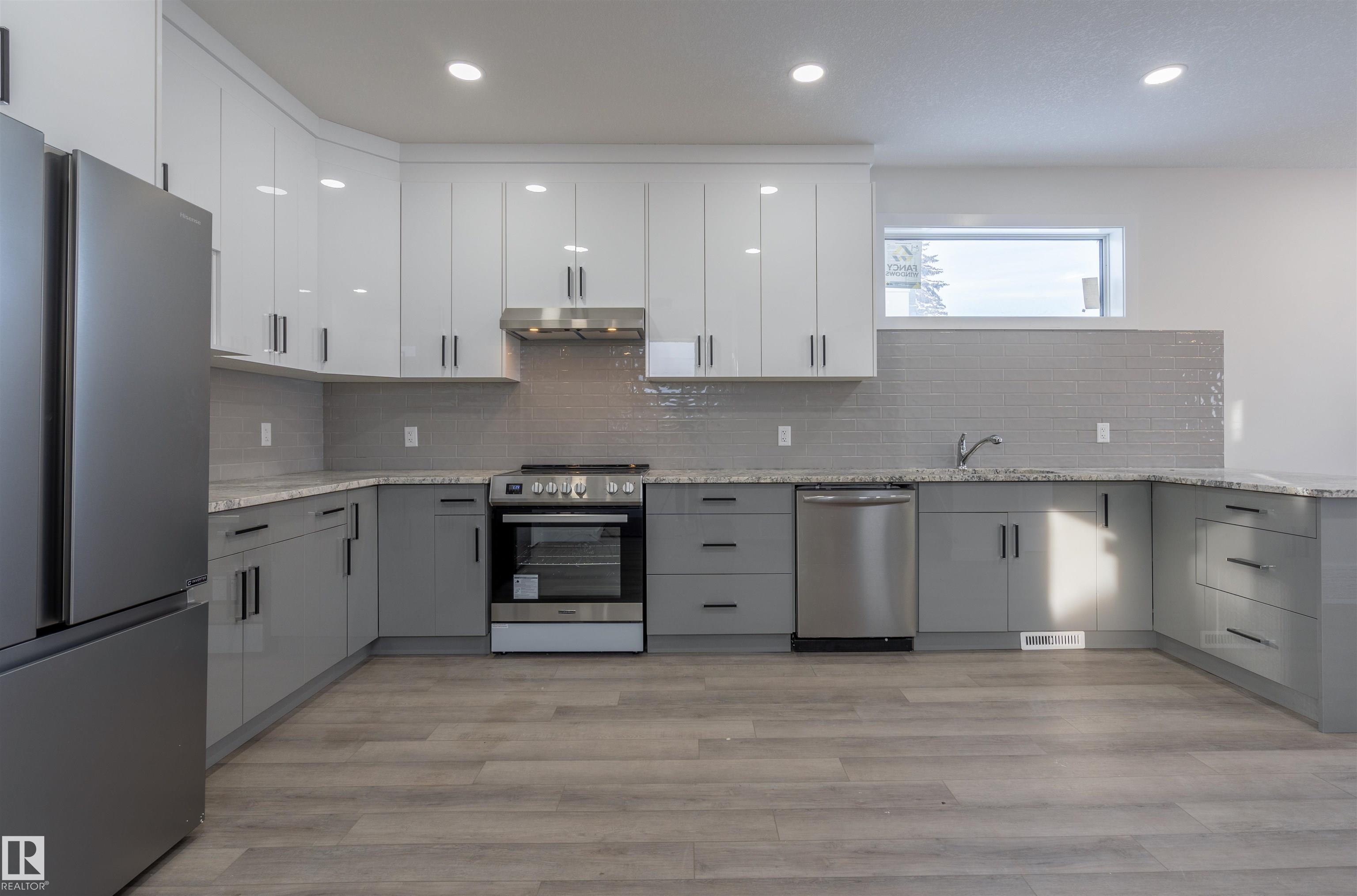 Photo 5 at 10446 142 Street NW, Grovenor, Edmonton