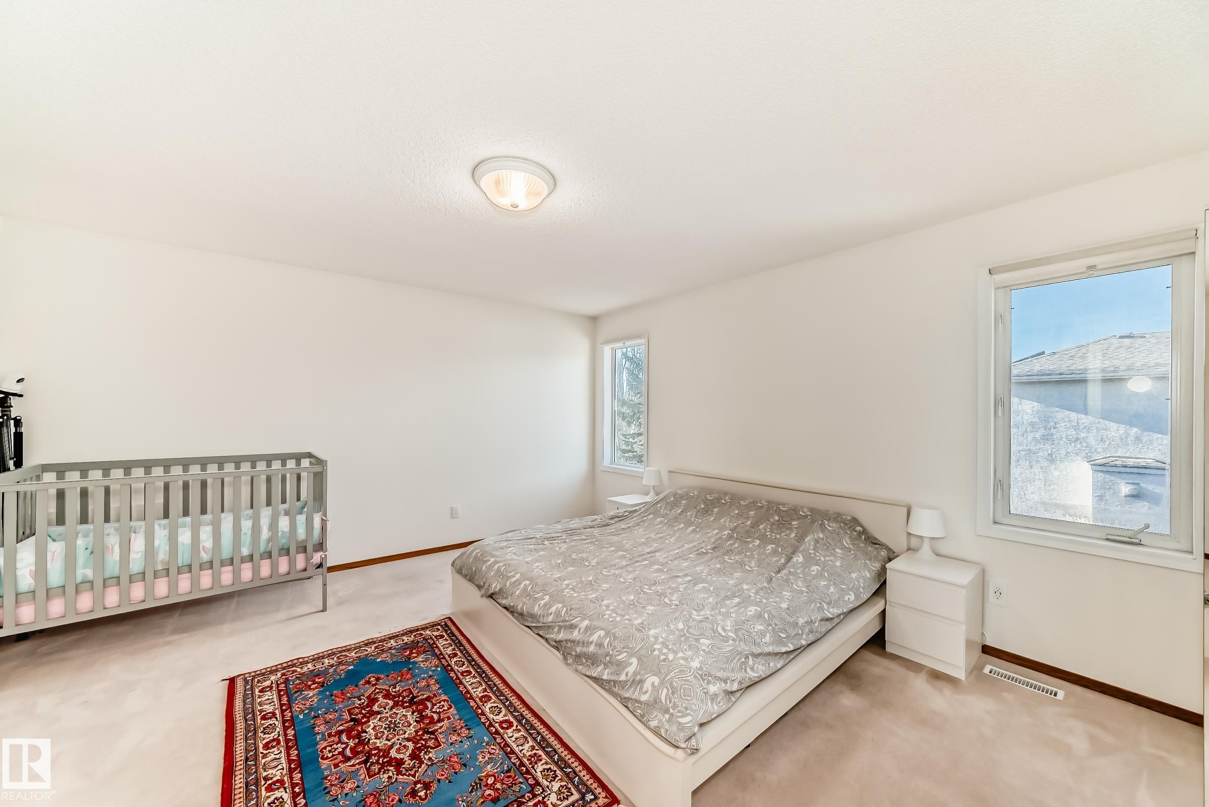 Photo 41 at 922 Burrows Crescent NW, Bulyea Heights, Edmonton