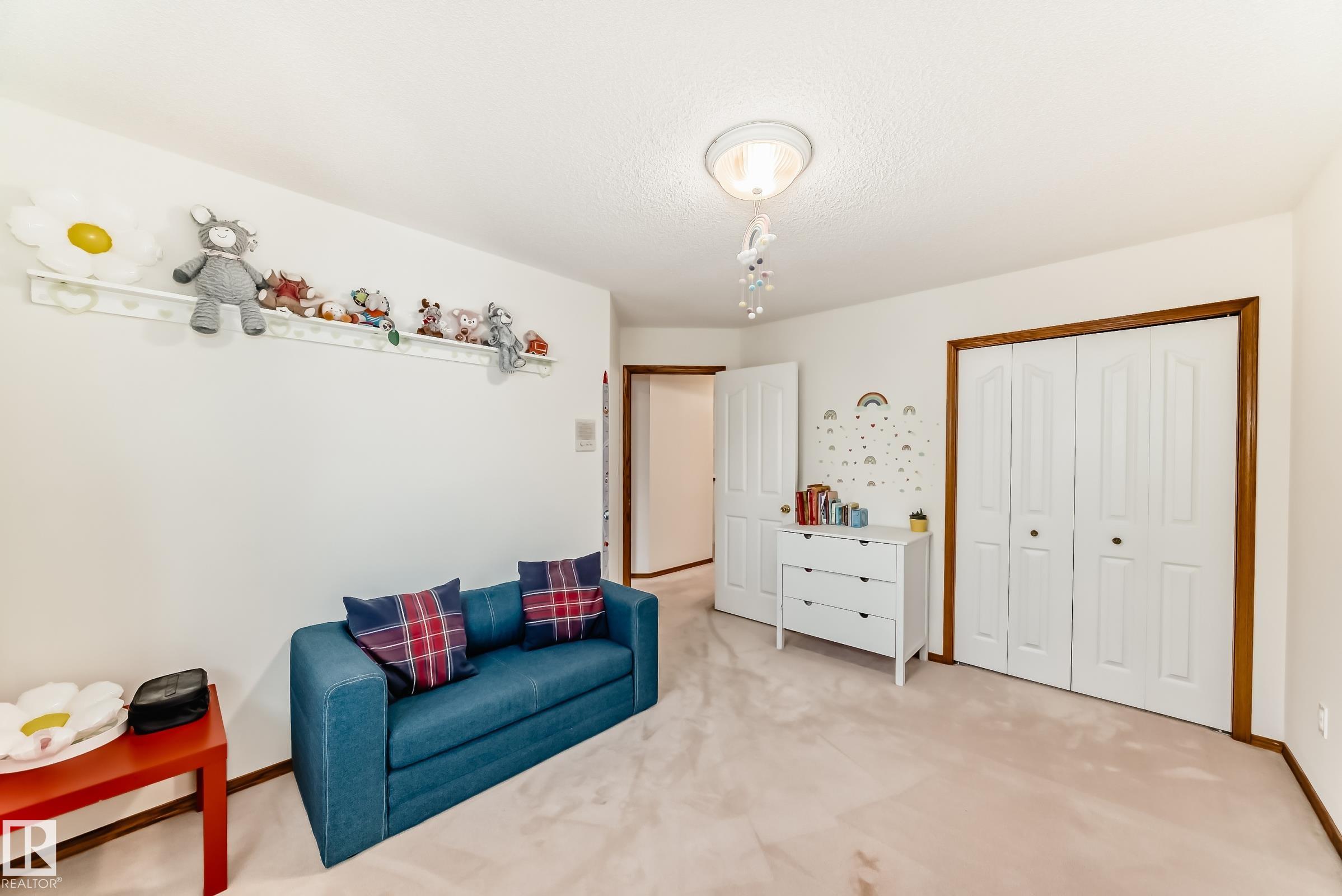 Photo 54 at 922 Burrows Crescent NW, Bulyea Heights, Edmonton