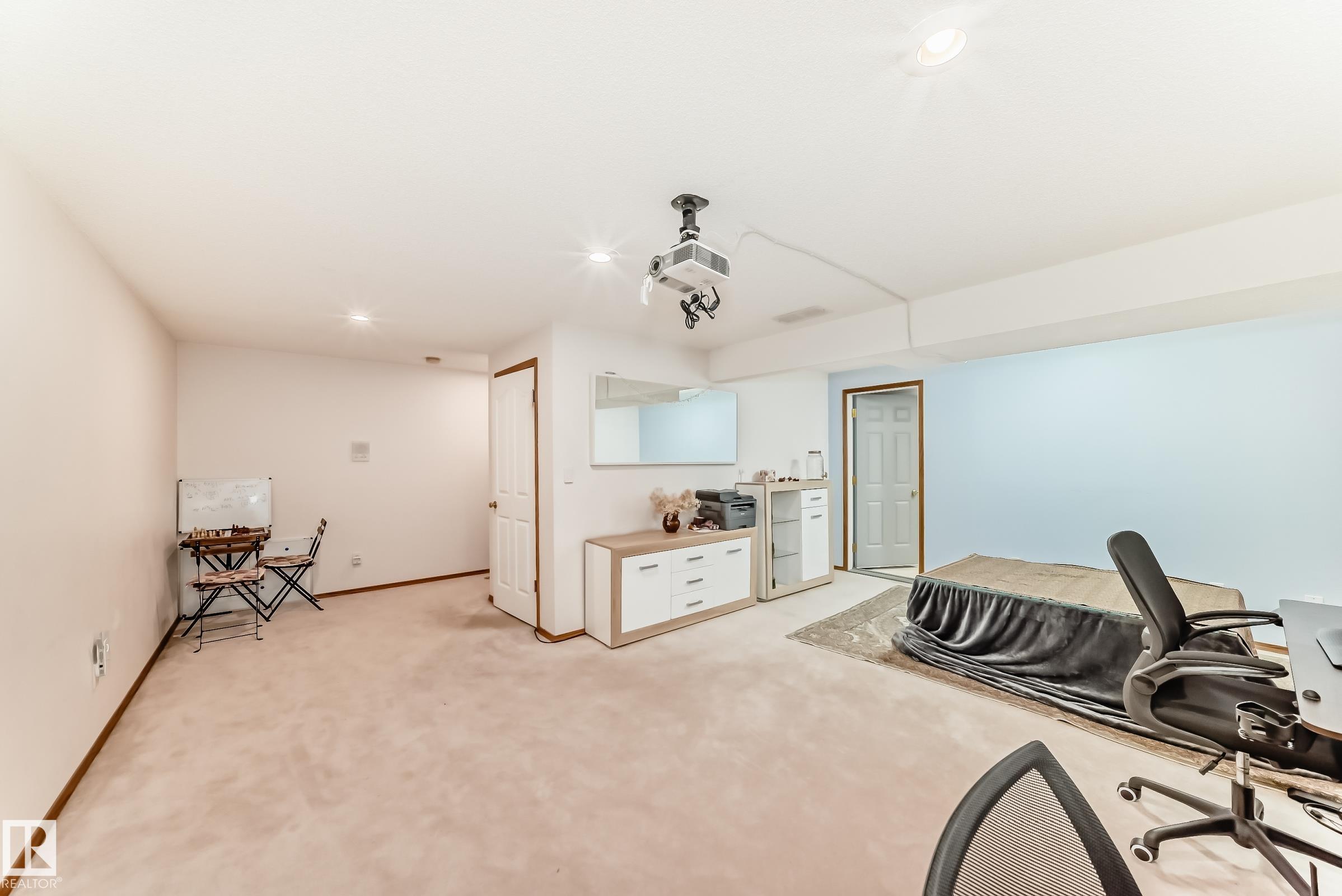 Photo 62 at 922 Burrows Crescent NW, Bulyea Heights, Edmonton