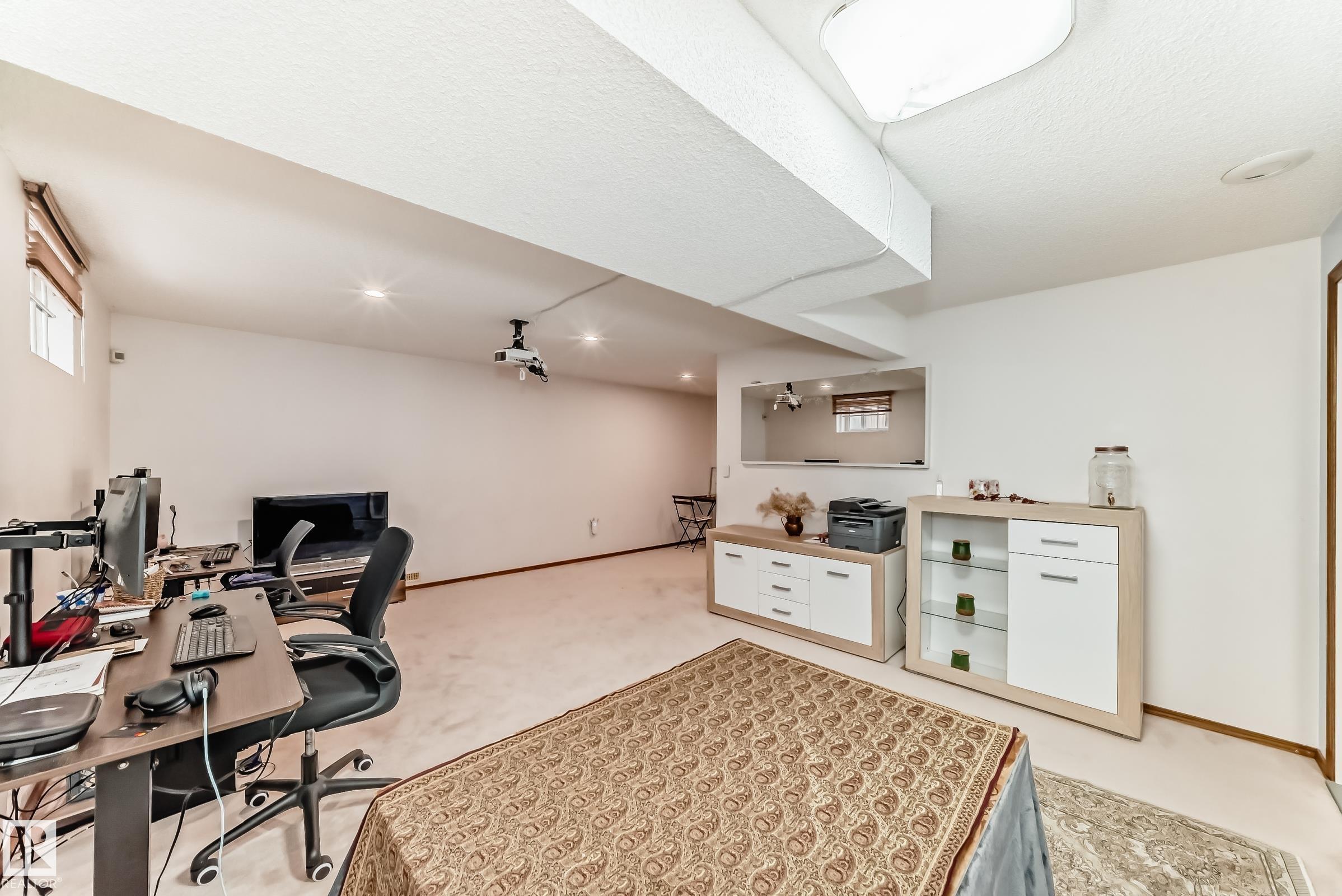 Photo 63 at 922 Burrows Crescent NW, Bulyea Heights, Edmonton