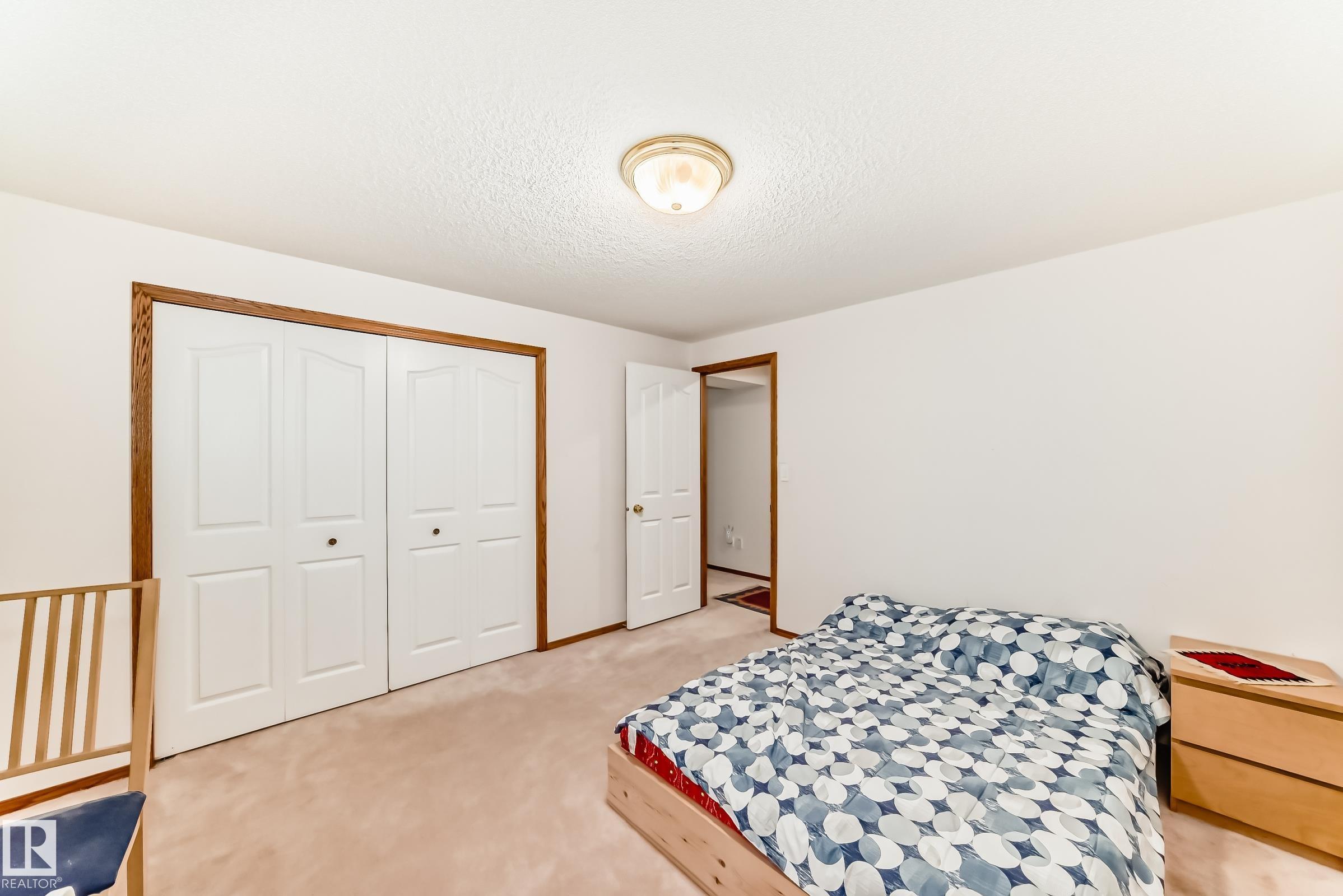 Photo 65 at 922 Burrows Crescent NW, Bulyea Heights, Edmonton
