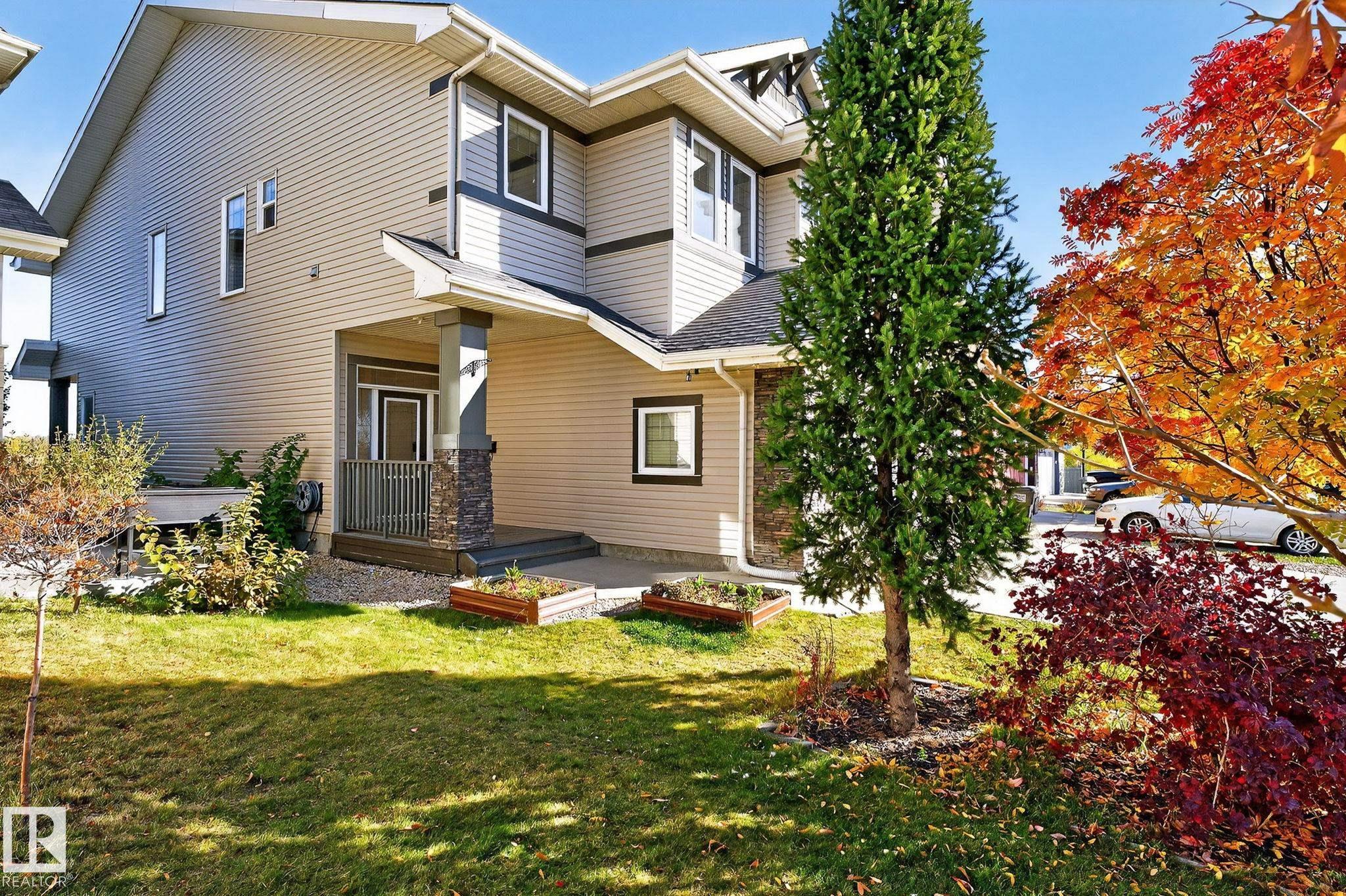 Photo 3 at 3841 Gallinger Loop NW, Granville, Edmonton