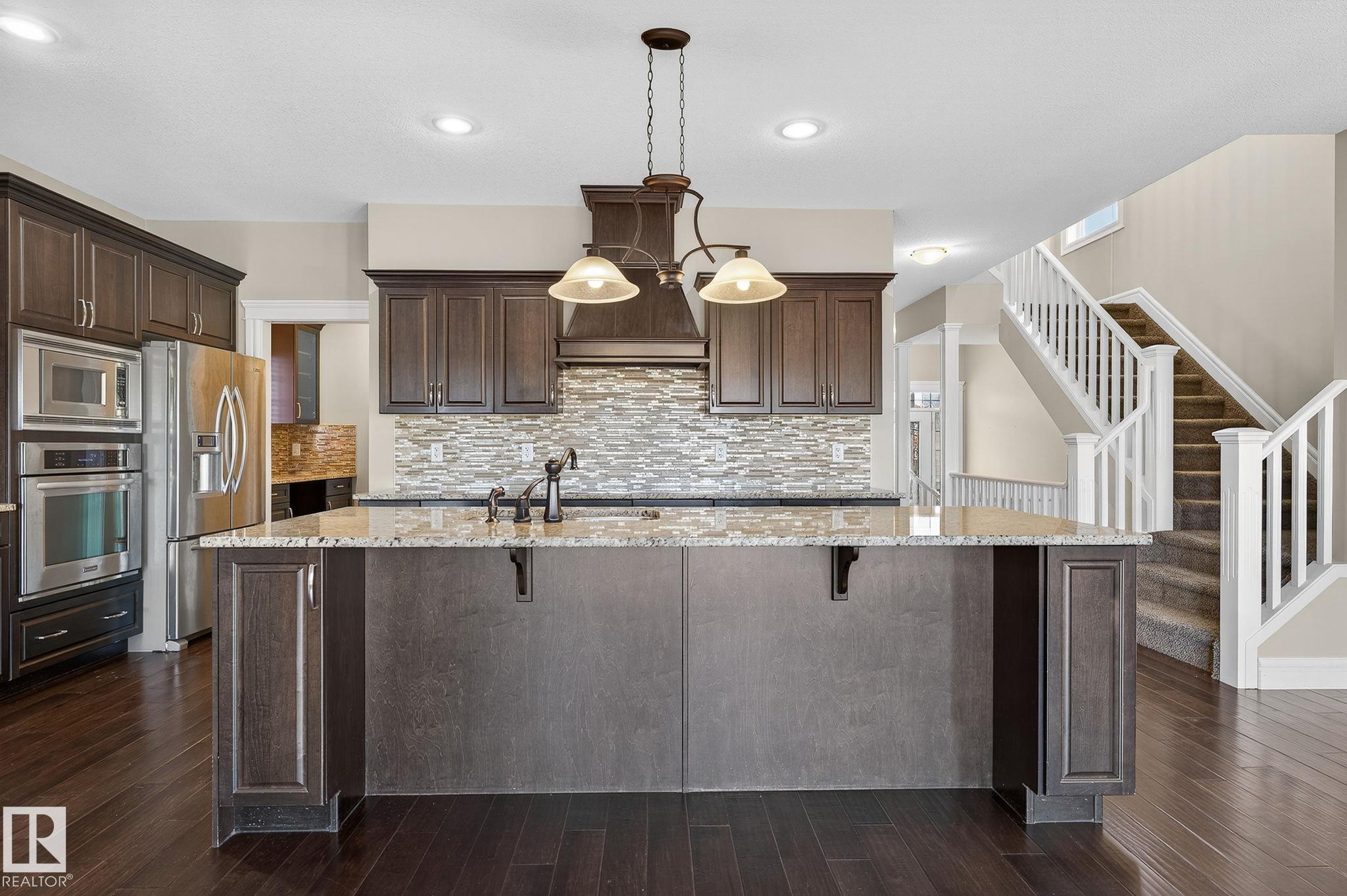 Photo 10 at 3841 Gallinger Loop NW, Granville, Edmonton