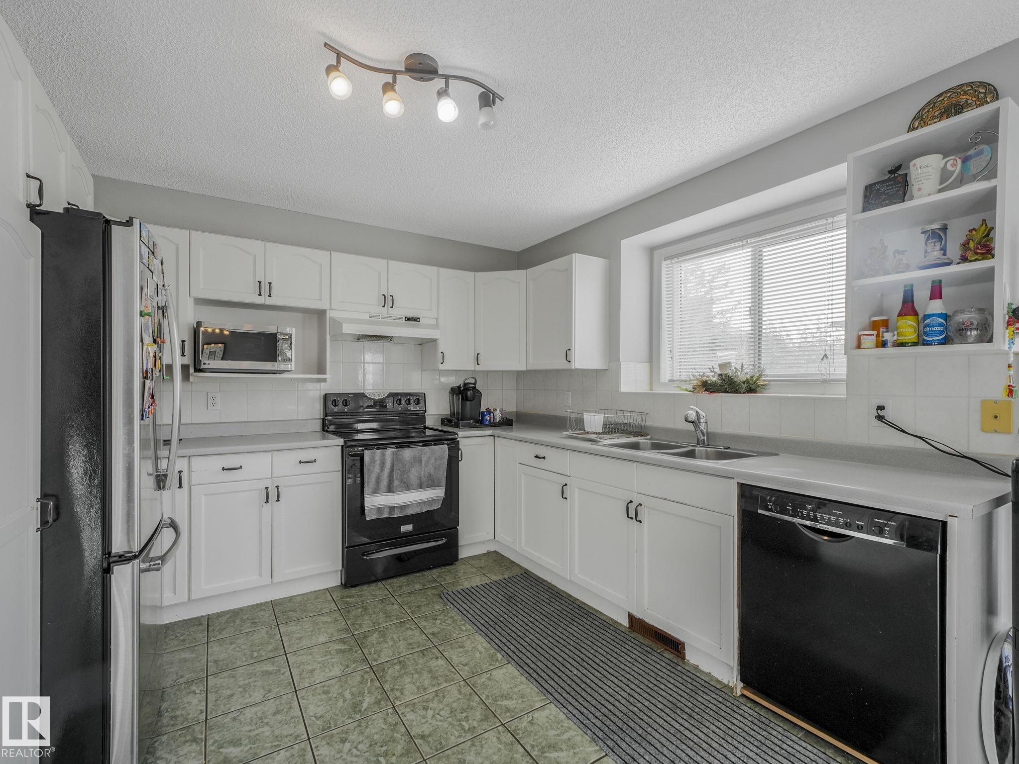 Photo 19 at 6219 162 Avenue NW, Matt Berry, Edmonton