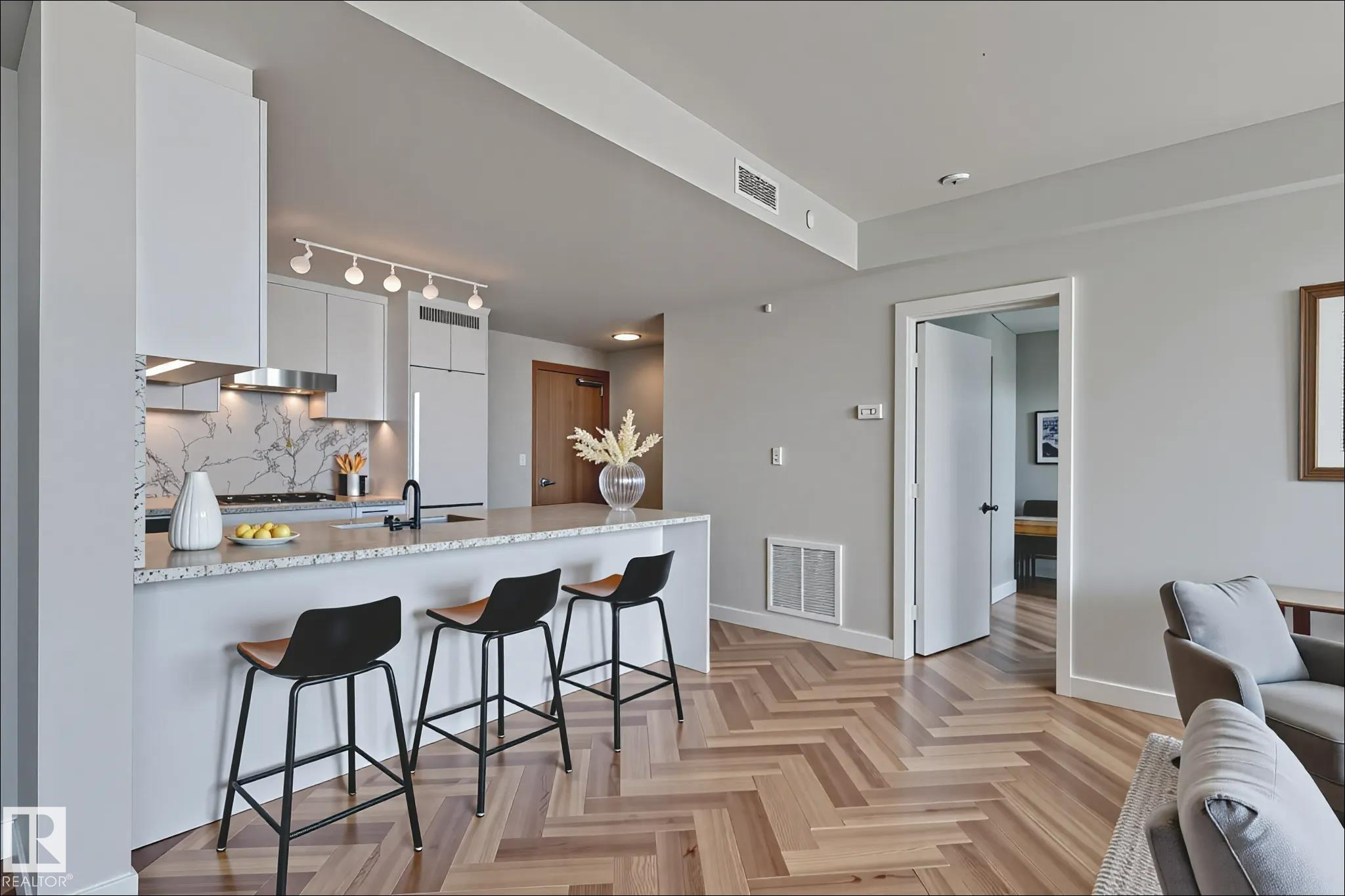 Photo 12 at 4104 - 10360 102 Street NW, Downtown, Edmonton