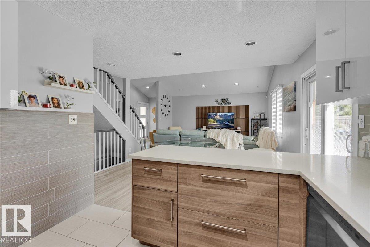 Photo 13 at 18911 58 Avenue NW, Jamieson Place, Edmonton