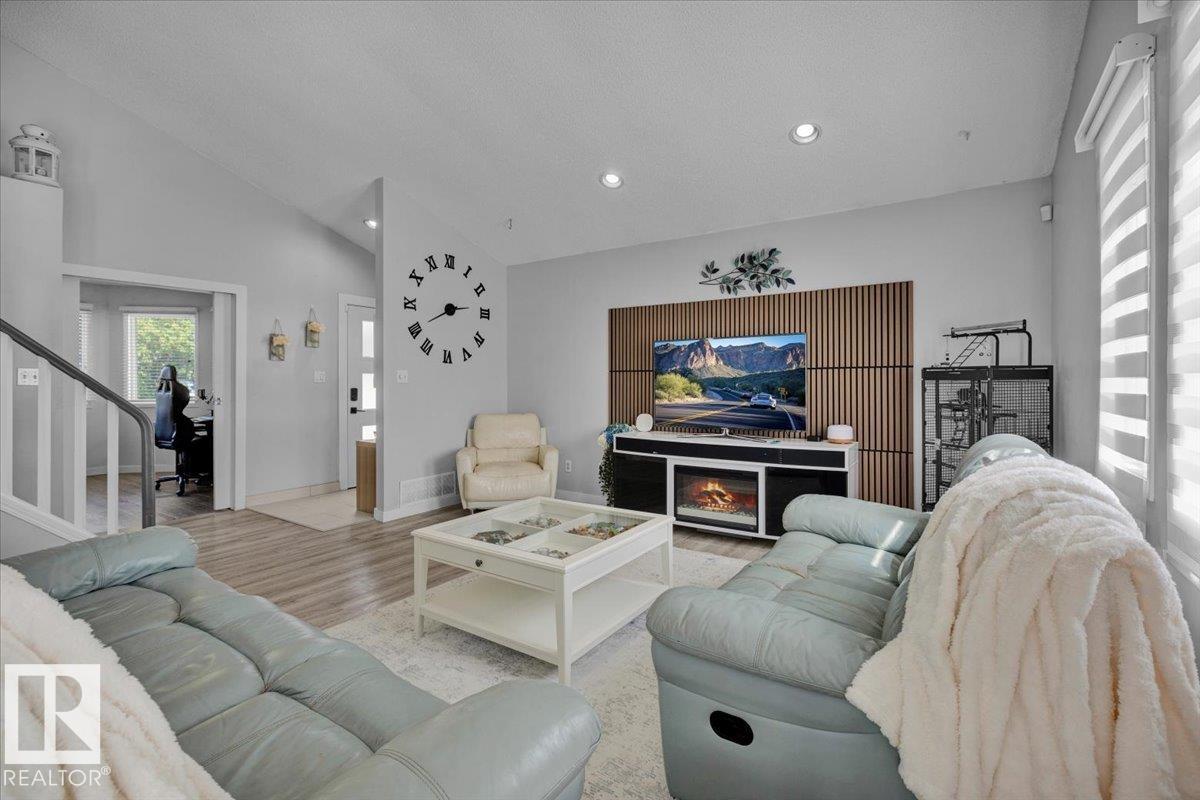 Photo 8 at 18911 58 Avenue NW, Jamieson Place, Edmonton