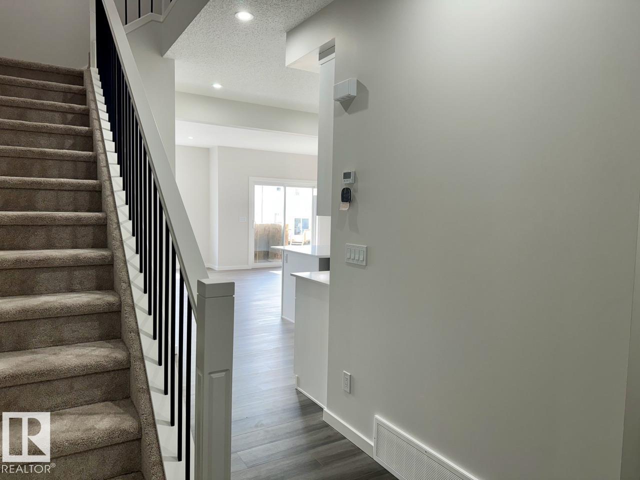 Picture for #UPPER 319 33 AV NW