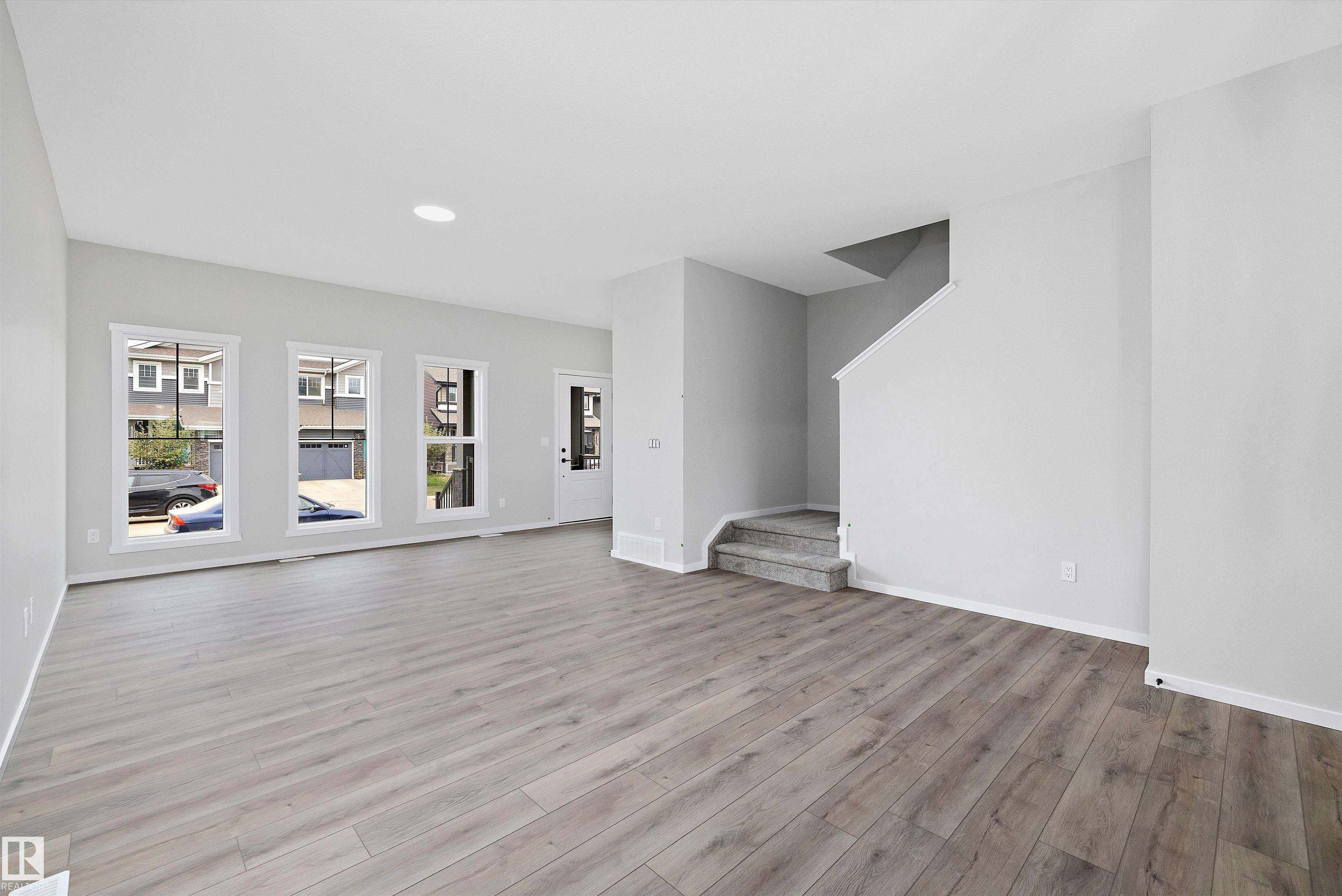 Picture for 5723 Hawthorn Common SW