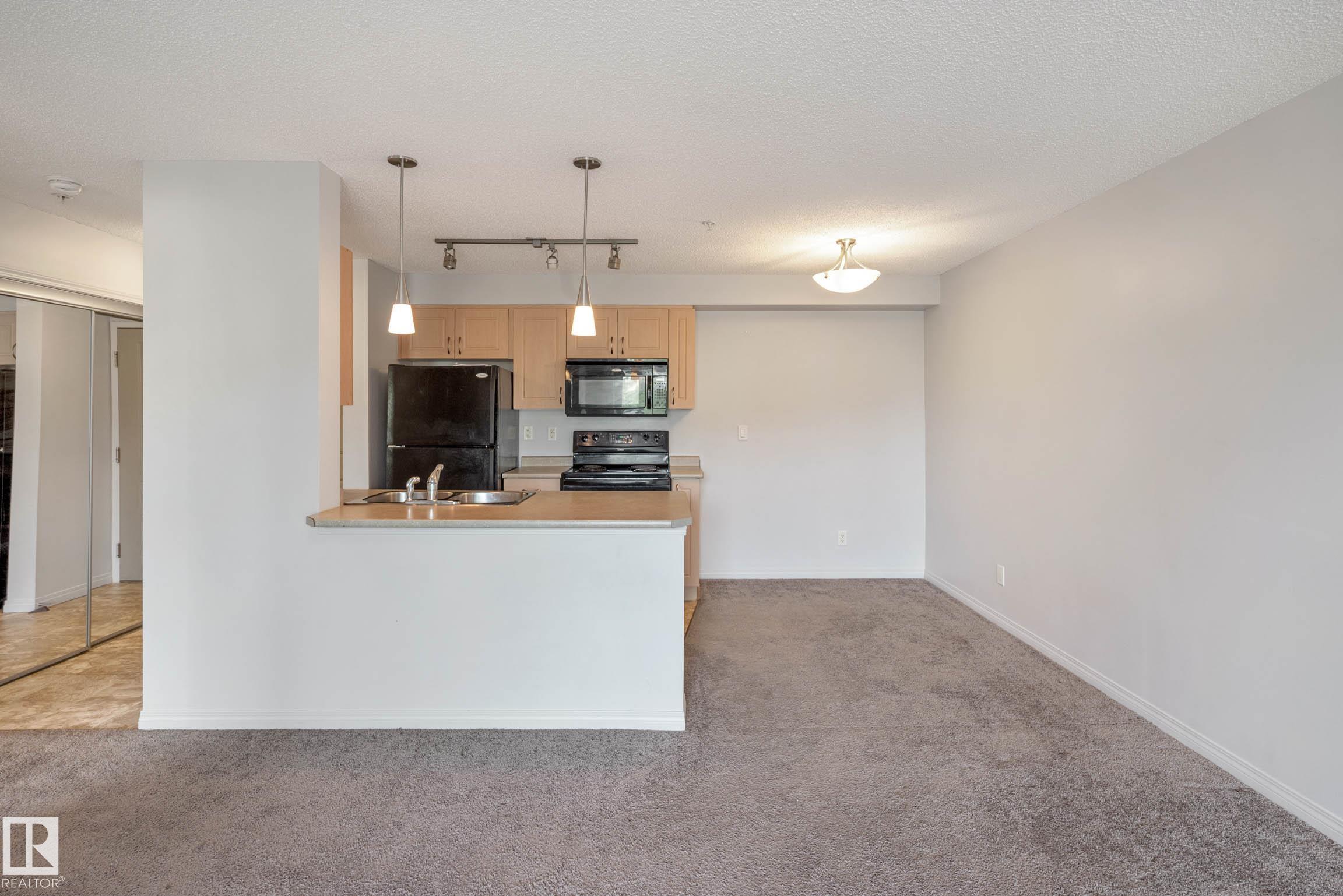 Photo 2 at 319 - 13907 136 Street NW, Hudson, Edmonton
