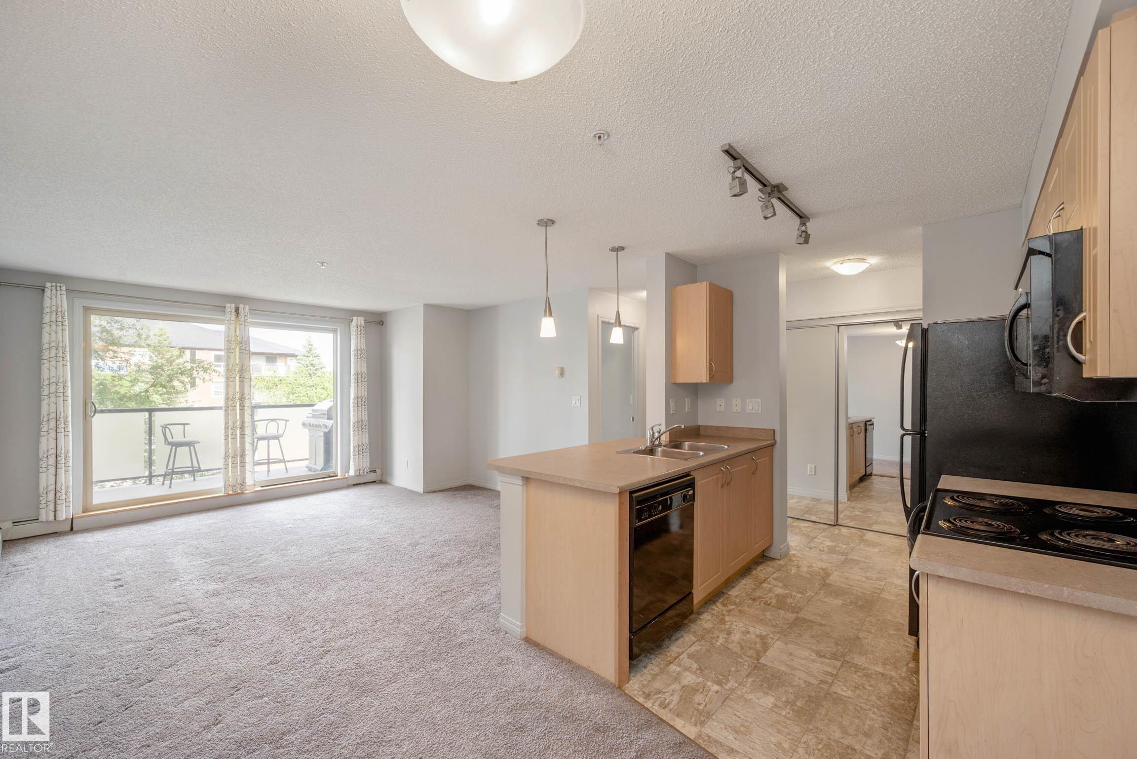 Photo 9 at 319 - 13907 136 Street NW, Hudson, Edmonton