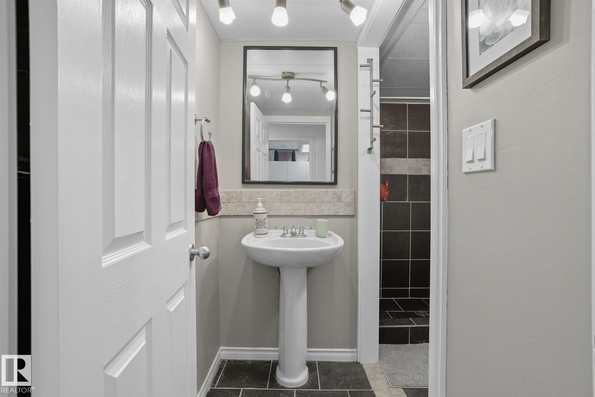 Photo 27 at 1640 Robertson Close SW, Rutherford, Edmonton