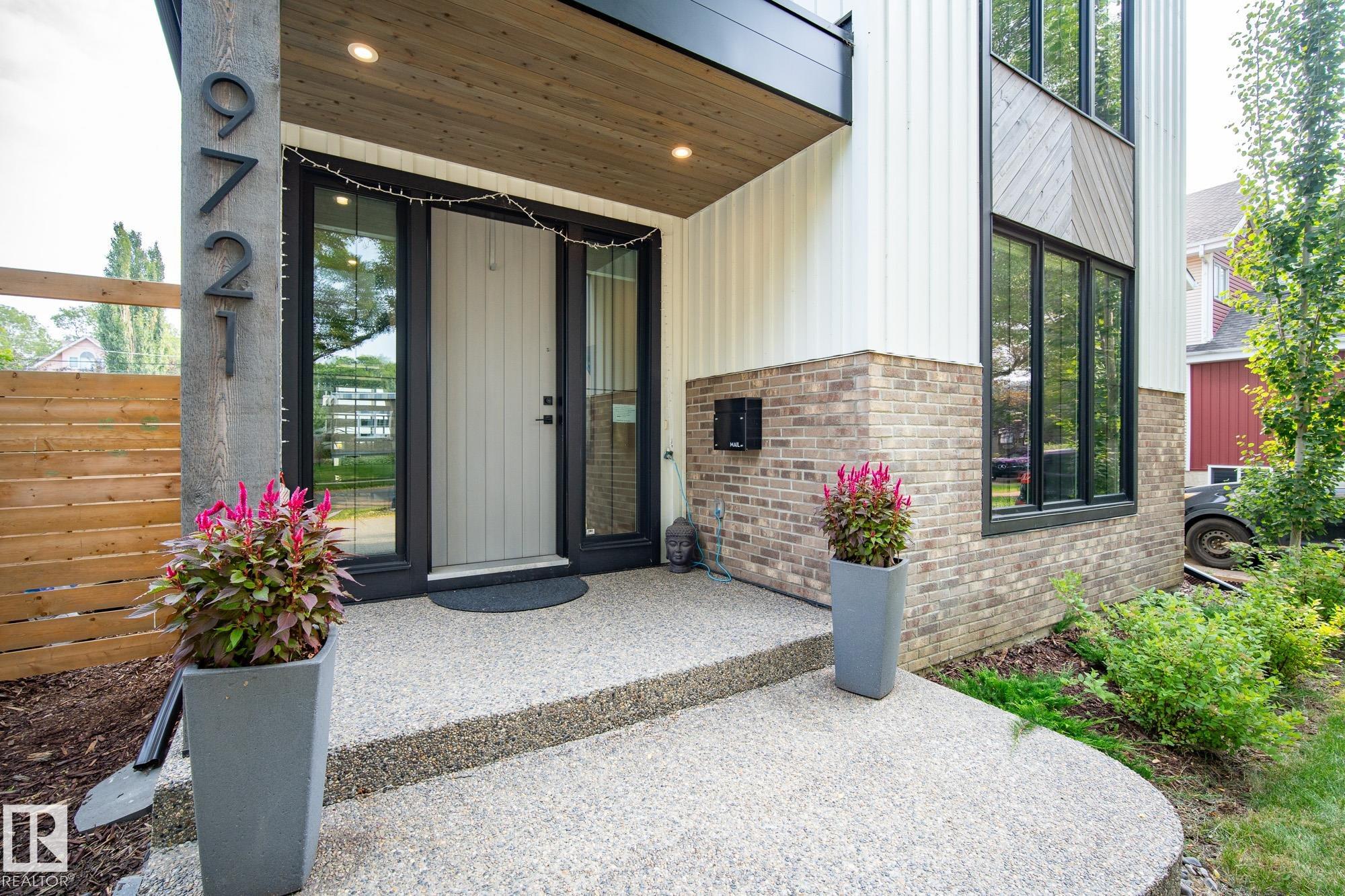 Photo 4 at 9721 96 Street NW, Cloverdale, Edmonton