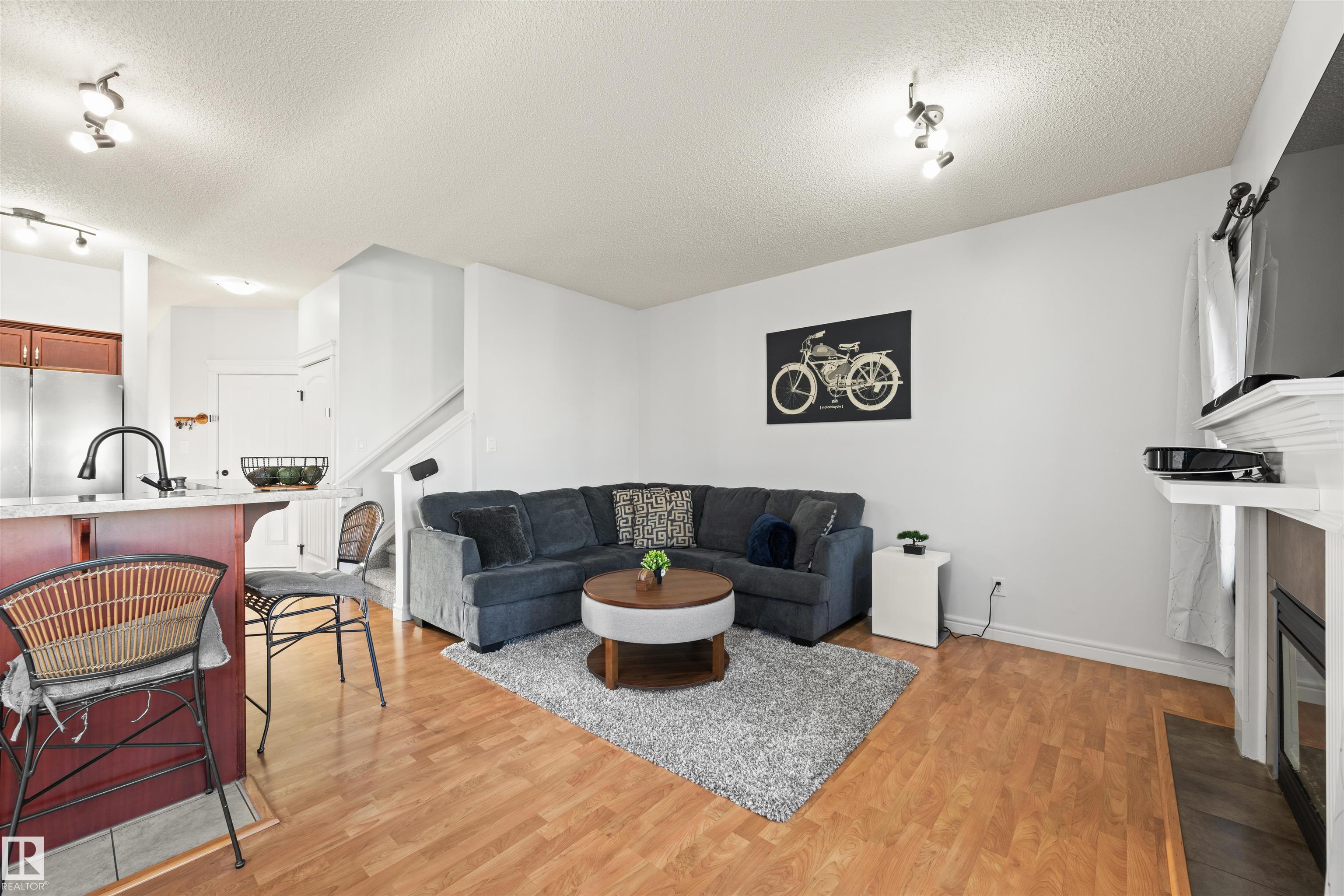 Photo 5 at 11412 14 Avenue SW, Rutherford, Edmonton