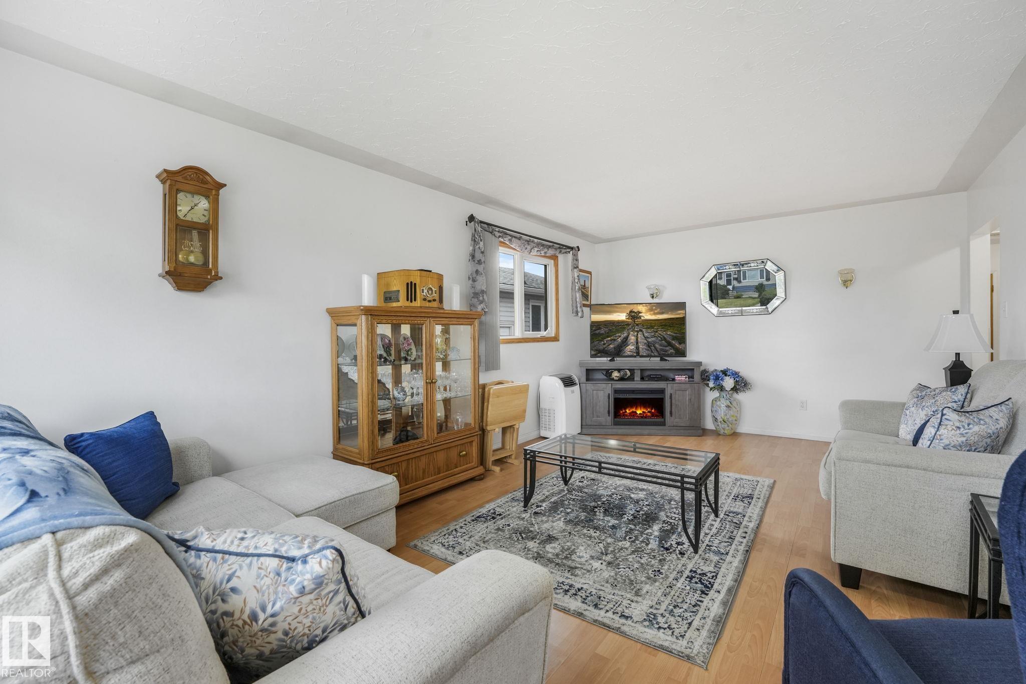 Picture for 13315 116 ST NW