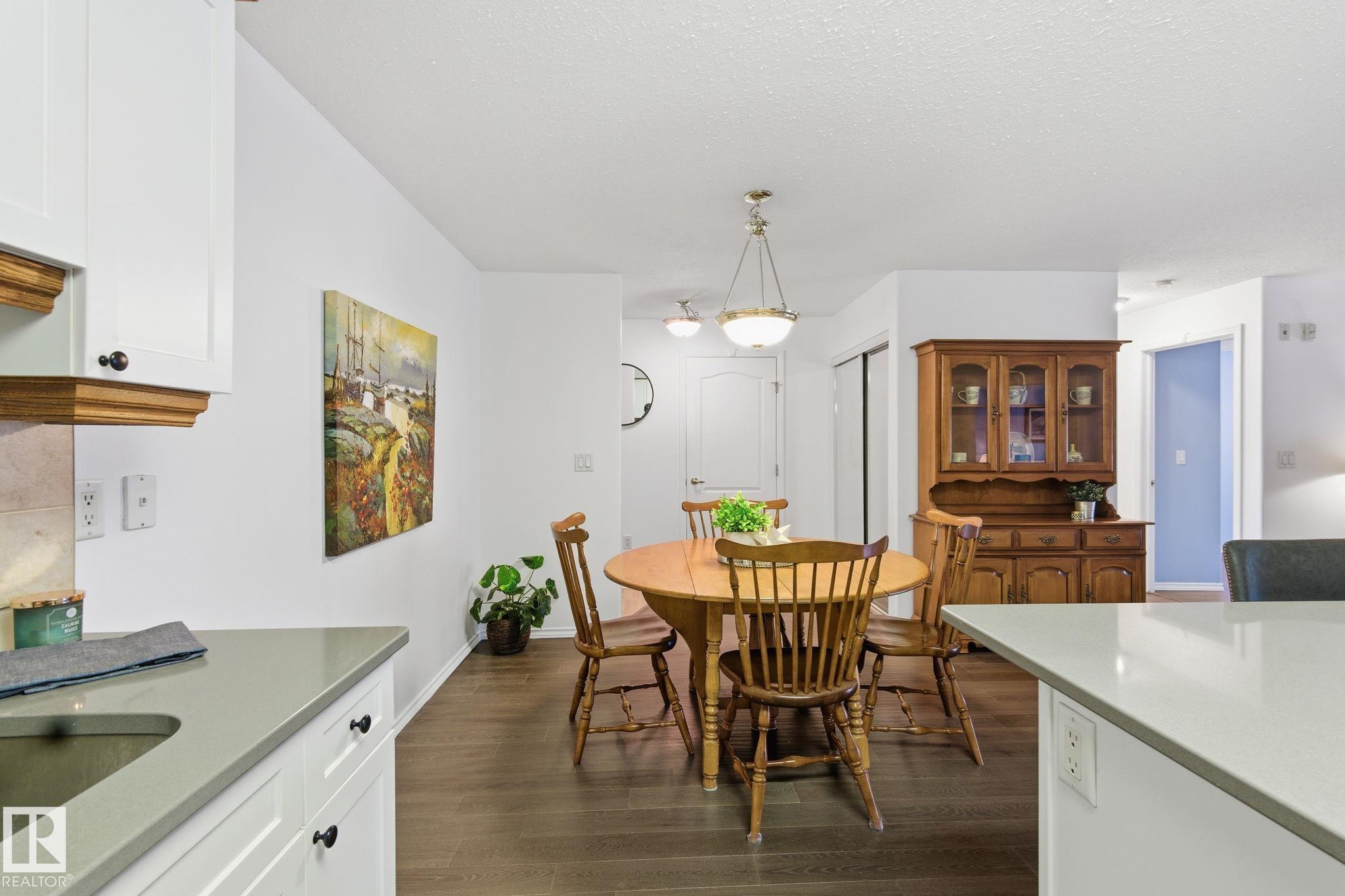 Photo 11 at 106 - 8956 156 Street NW, Meadowlark Park, Edmonton