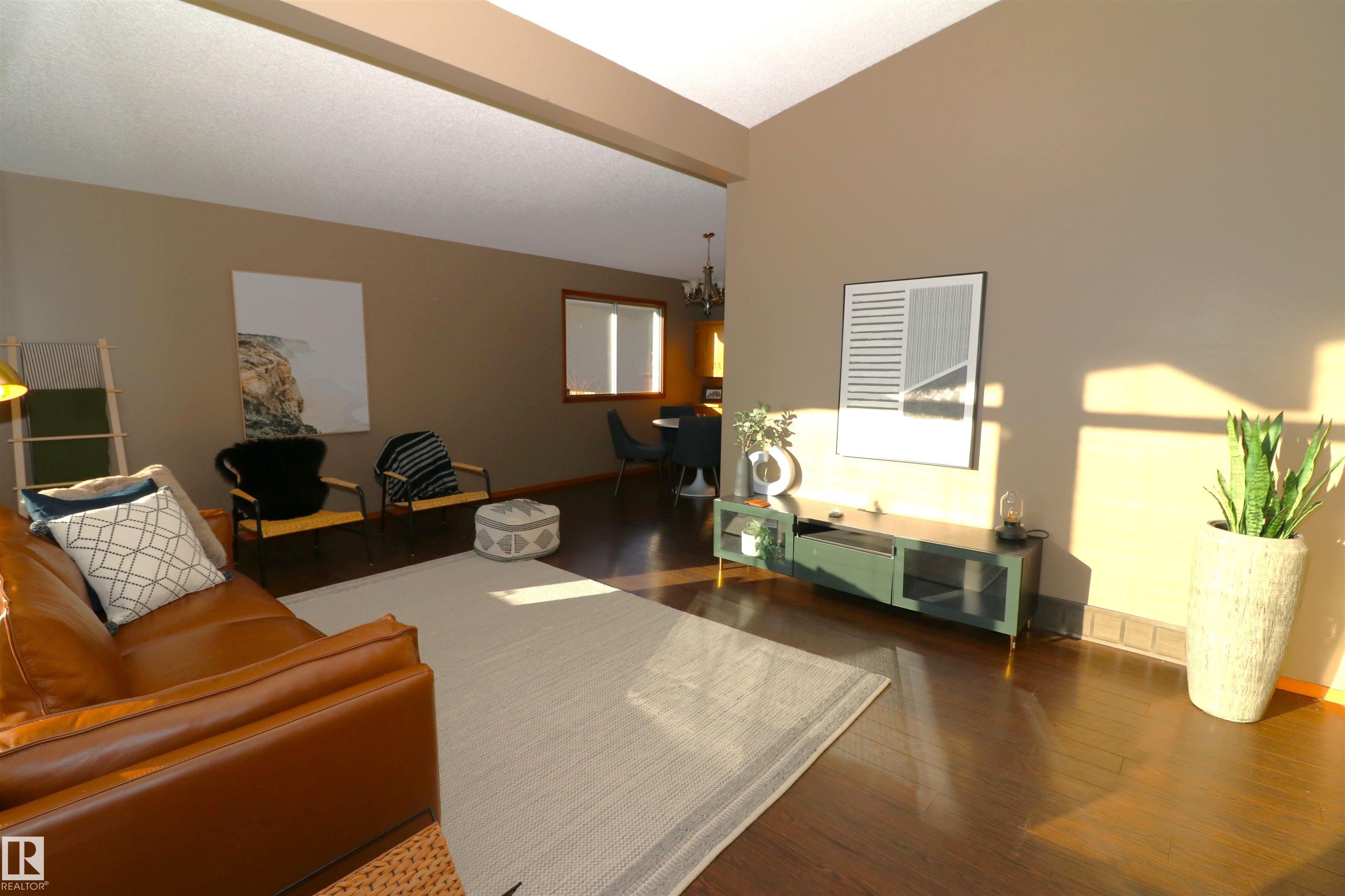 Picture for 11716 42 AV NW