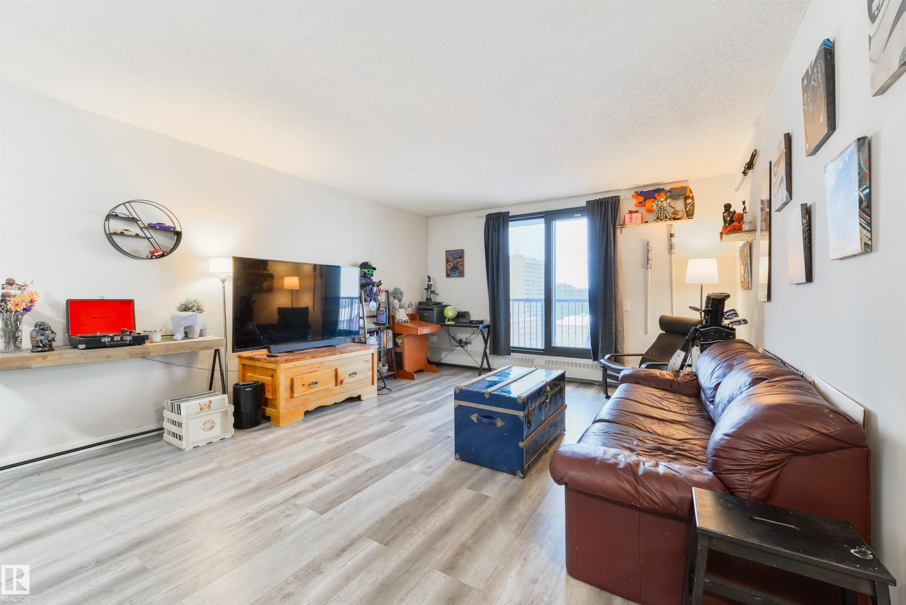 Picture for #908 10145 109 ST NW