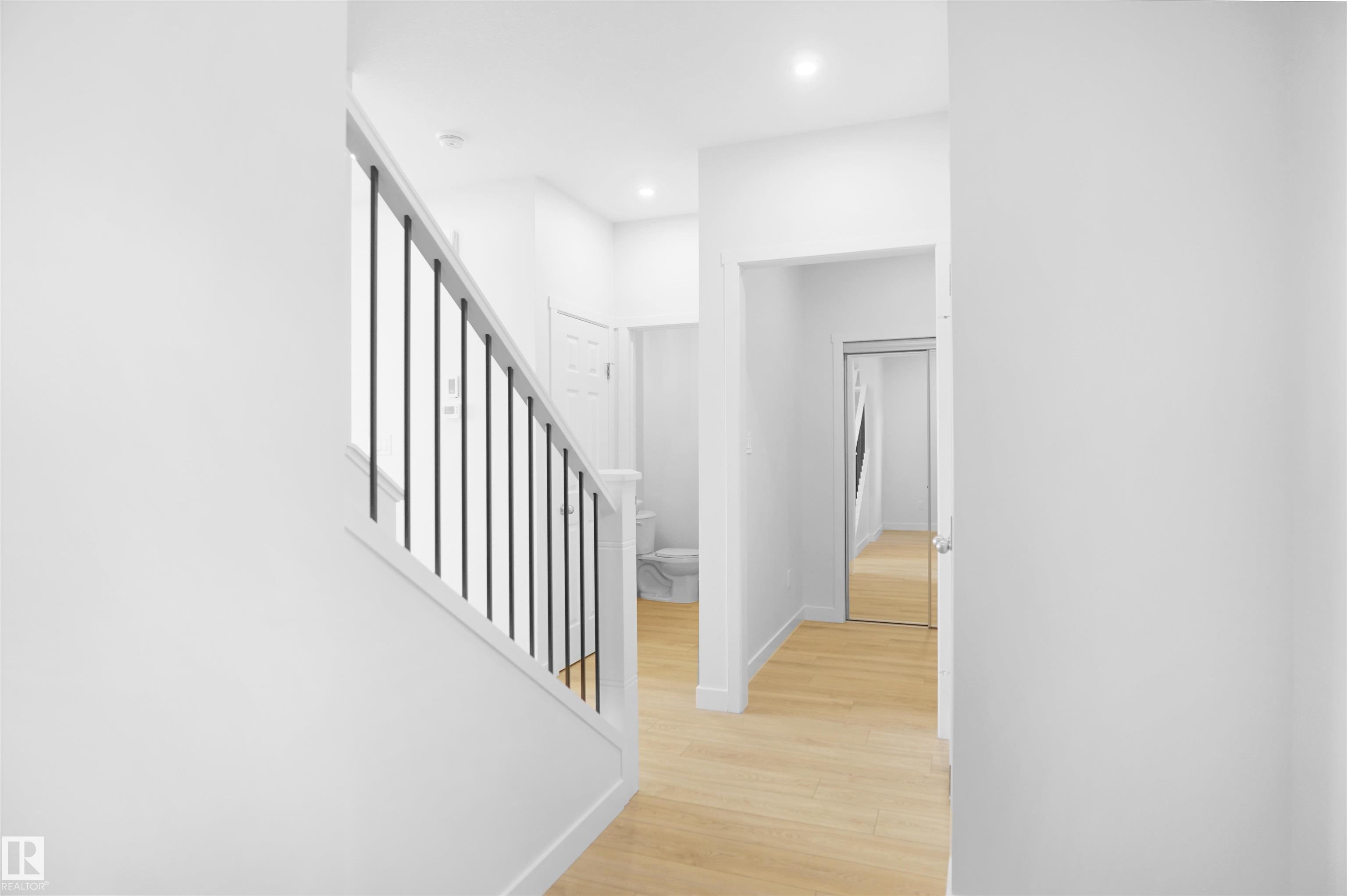 Picture for 22911 80 AV NW