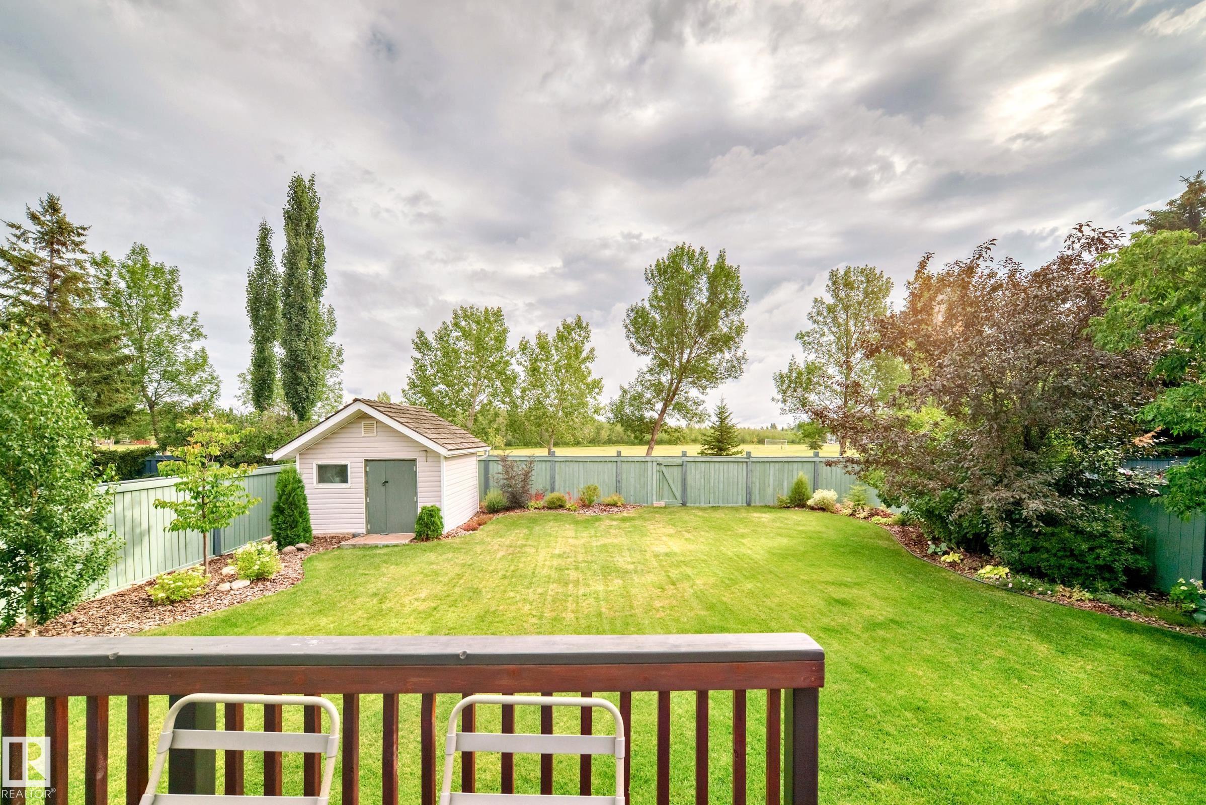 Photo 13 at 946 Wallbridge Place NW, Oleskiw, Edmonton