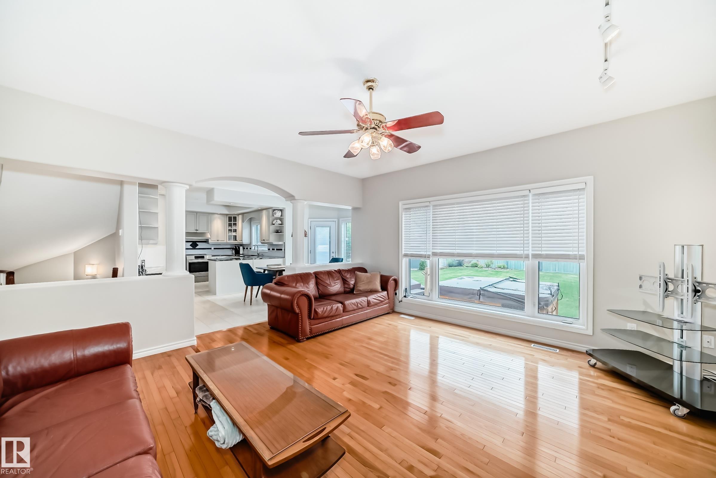 Photo 17 at 946 Wallbridge Place NW, Oleskiw, Edmonton