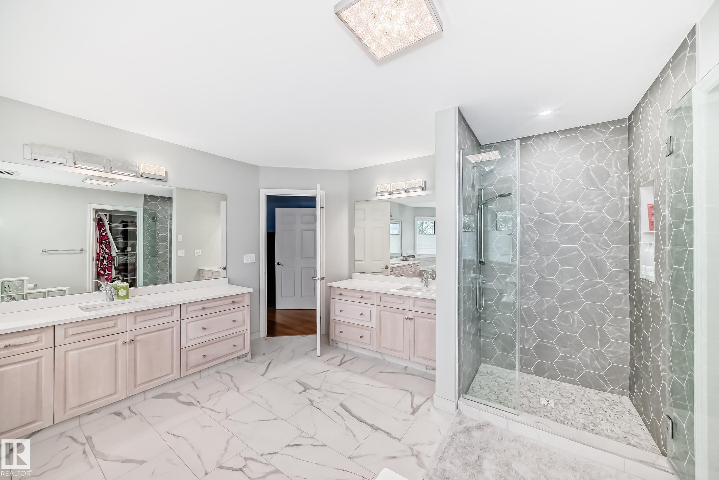 Photo 32 at 946 Wallbridge Place NW, Oleskiw, Edmonton