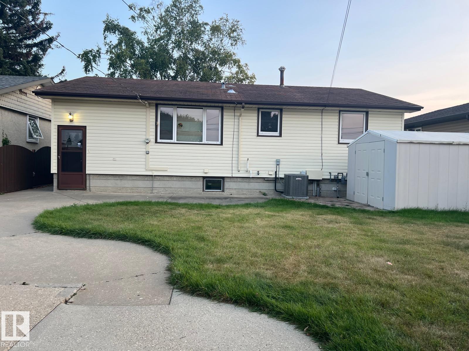 Picture for 7112 99 avenue NW