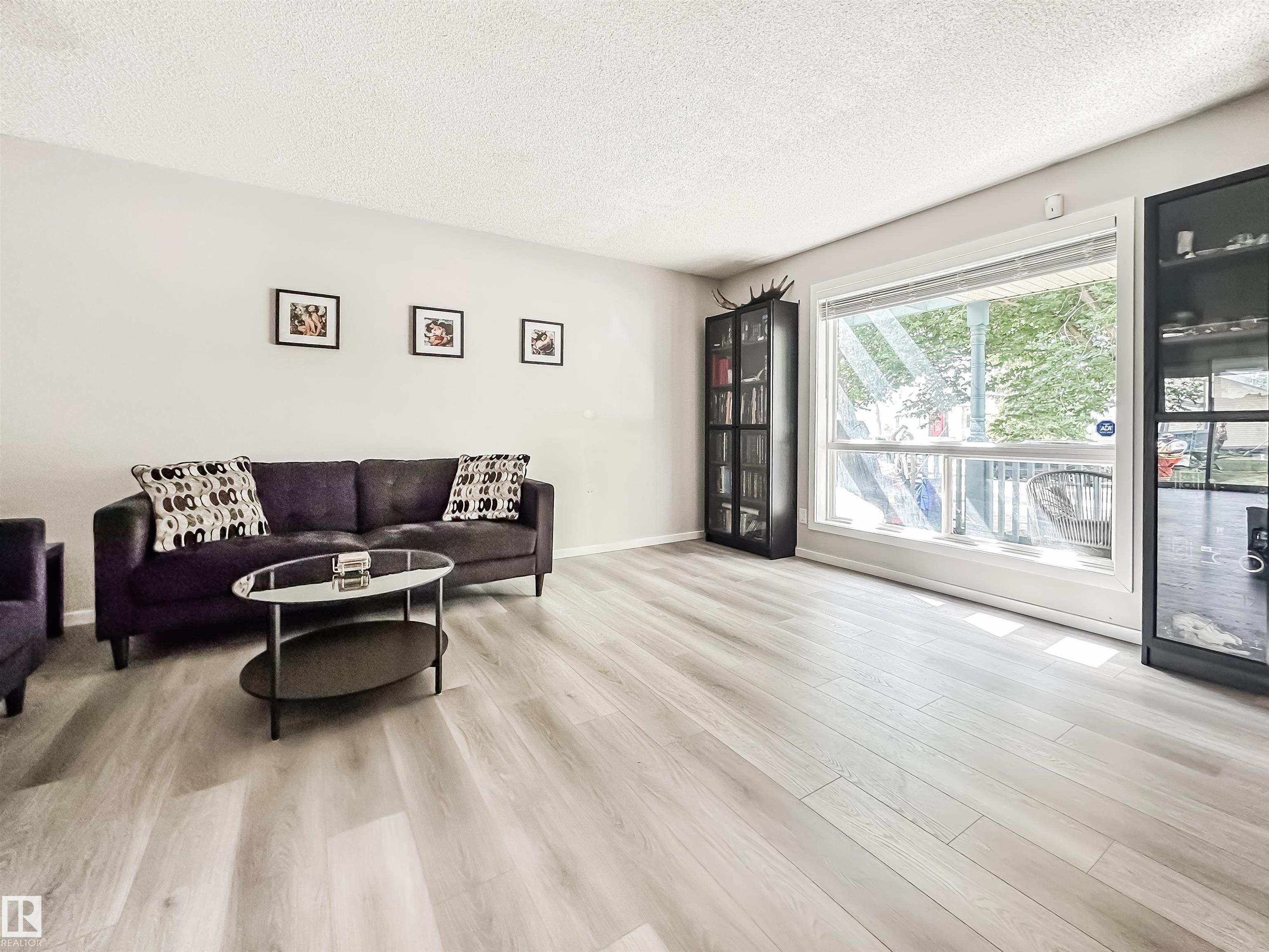 Photo 4 at 26 - 10909 106 Street NW, Central Mcdougall, Edmonton