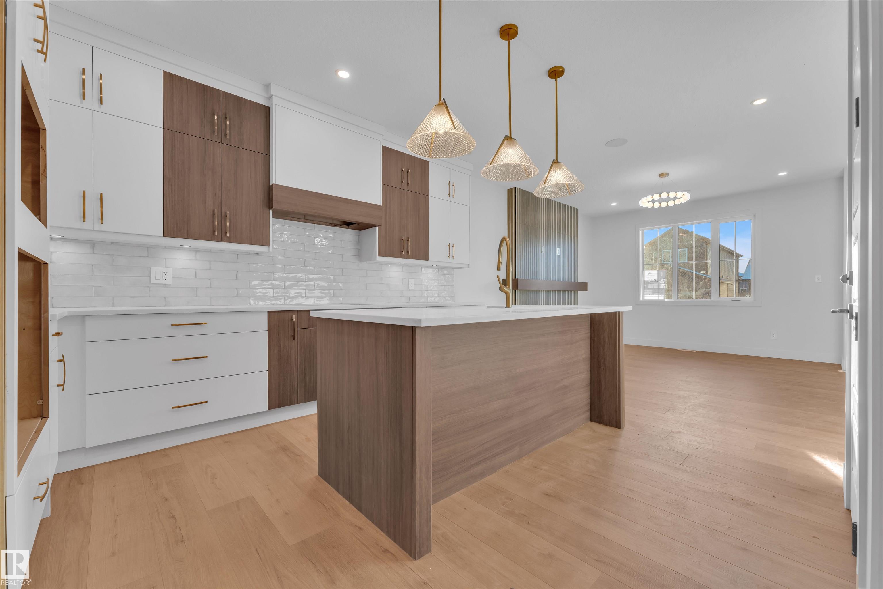 Photo 9 at 6 Westwyck Link, Fenwyck, Spruce Grove