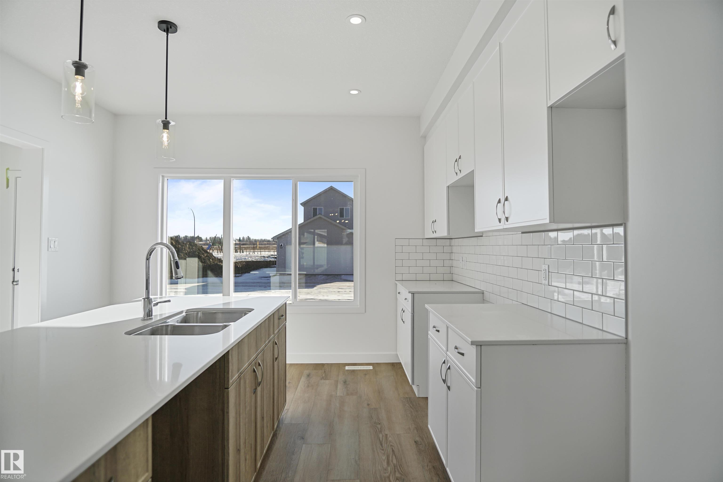 Photo 8 at 1232 Mcleod Avenue, Easton, Spruce Grove