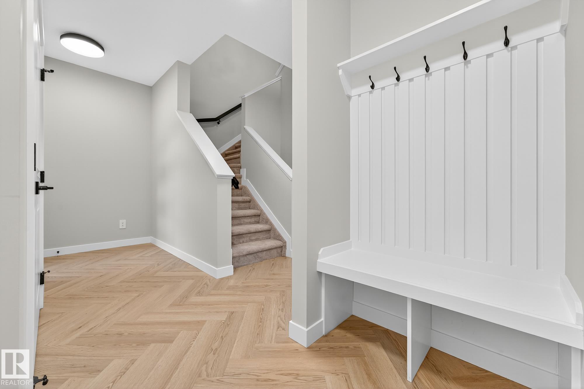 8221 Kiriak Loop SW, Keswick, Edmonton