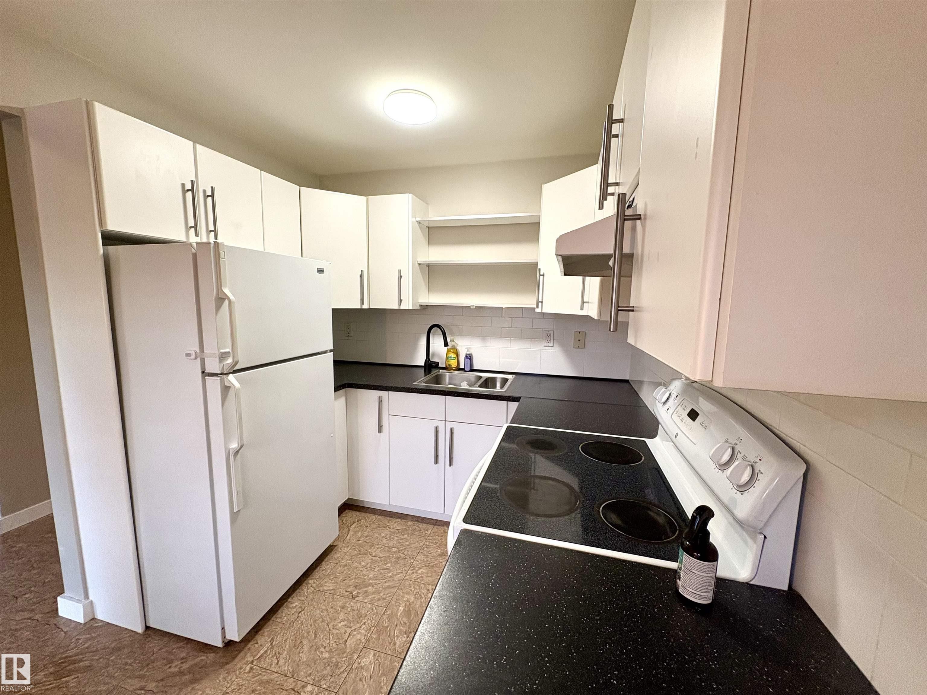 Picture for 170 LONDONDERRY SQUARE SQ NW