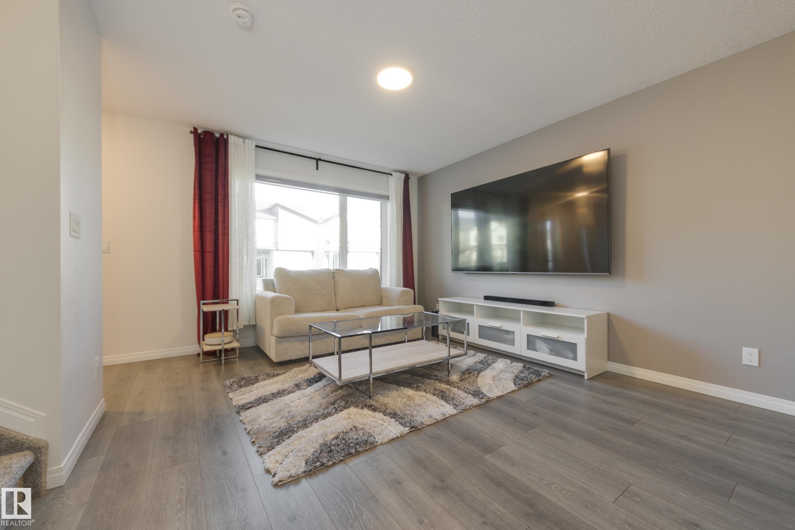 5031 Kinney Link SW, Keswick, Edmonton