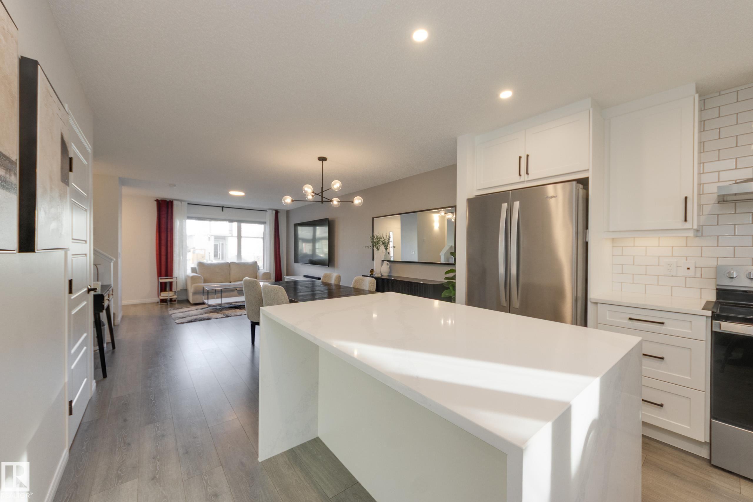 Photo 7 at 5031 Kinney Link SW, Keswick, Edmonton