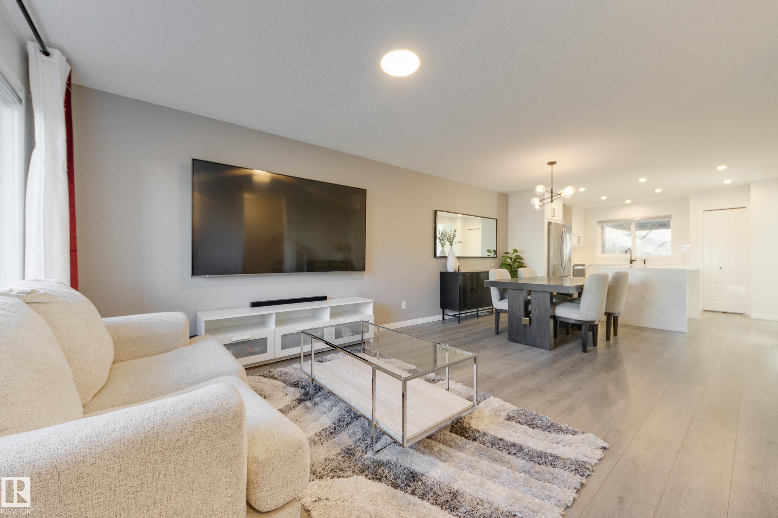 Photo 8 at 5031 Kinney Link SW, Keswick, Edmonton