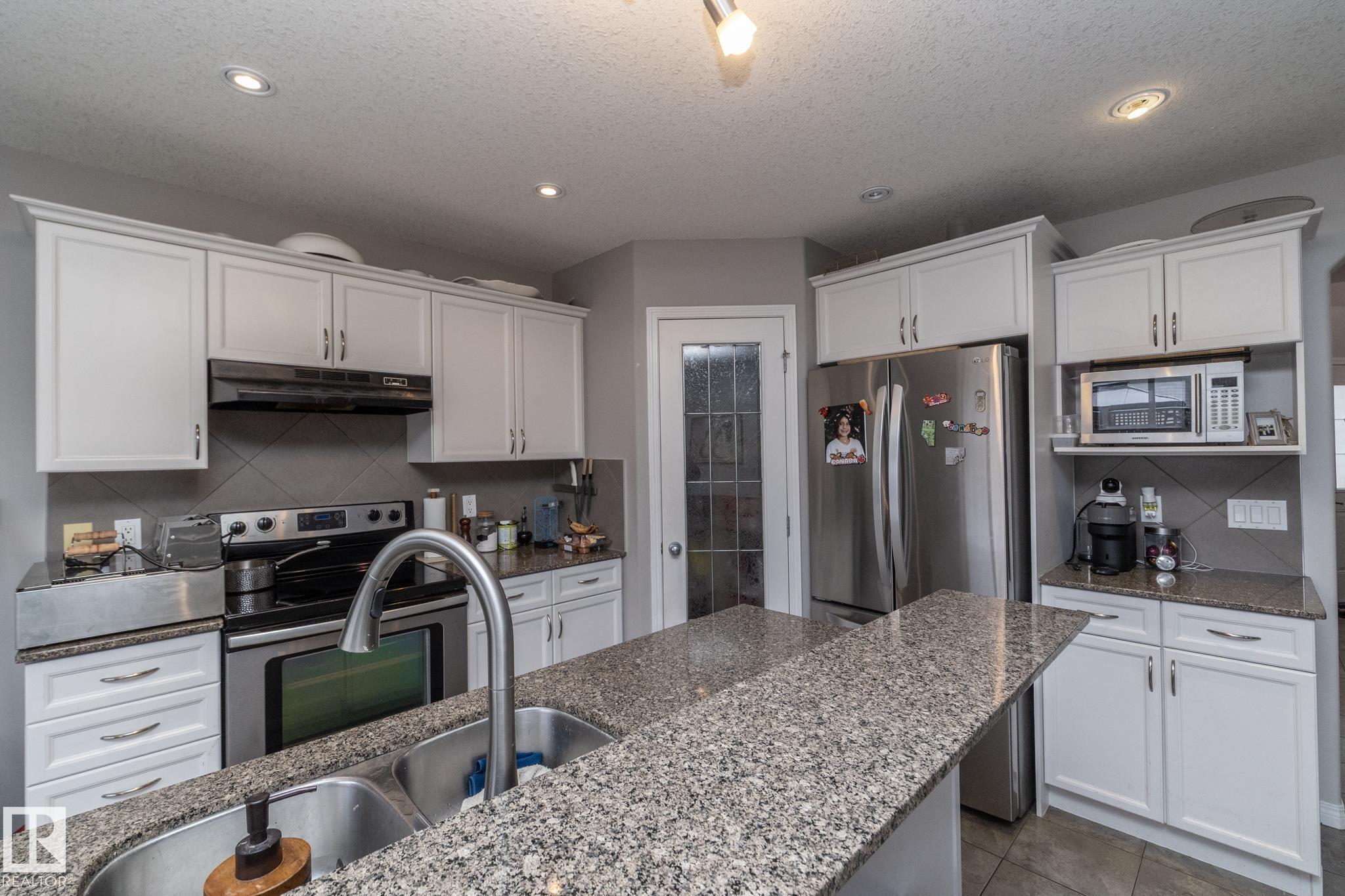 Photo 16 at 9705 88 Street, Morinville
