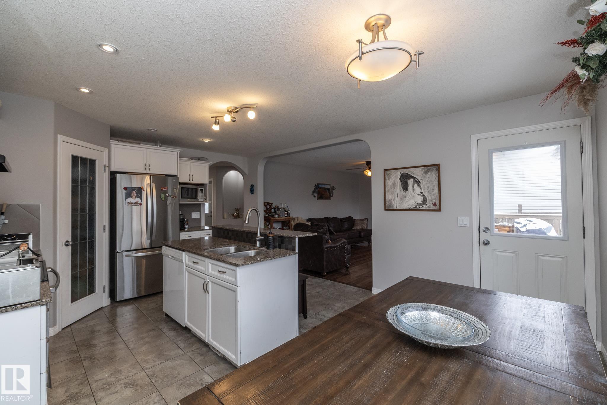 Photo 17 at 9705 88 Street, Morinville