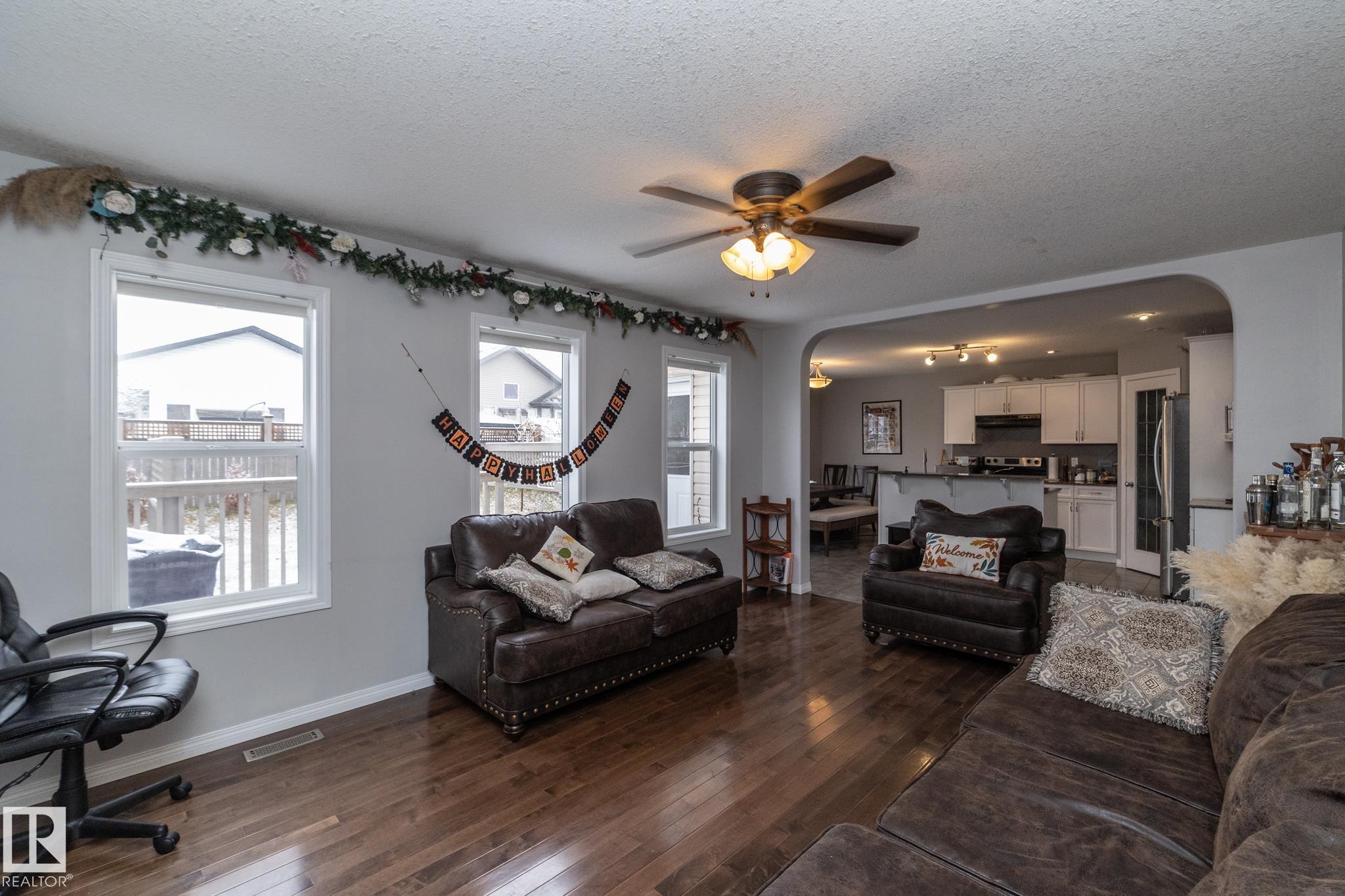 Photo 22 at 9705 88 Street, Morinville