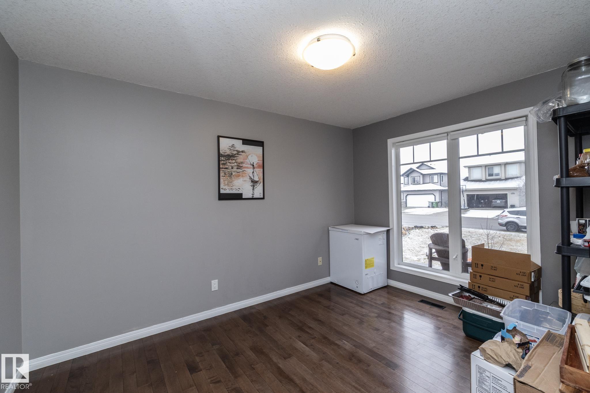 Photo 8 at 9705 88 Street, Morinville